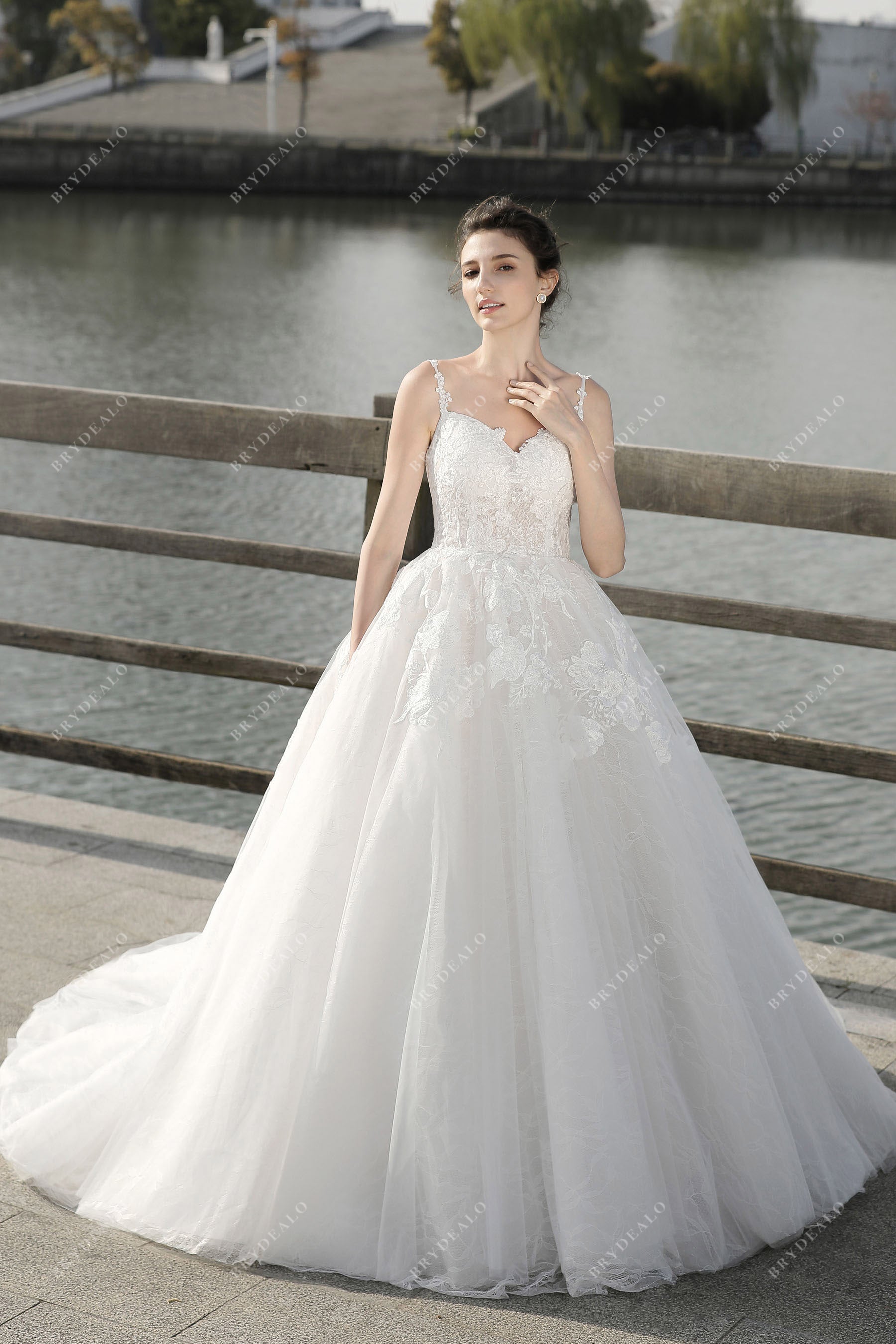 spaghetti strap lace tulle wedding ballgown