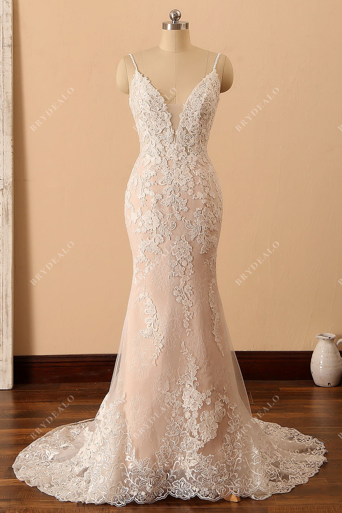 plunging neck lace applique mermaid wedding dress