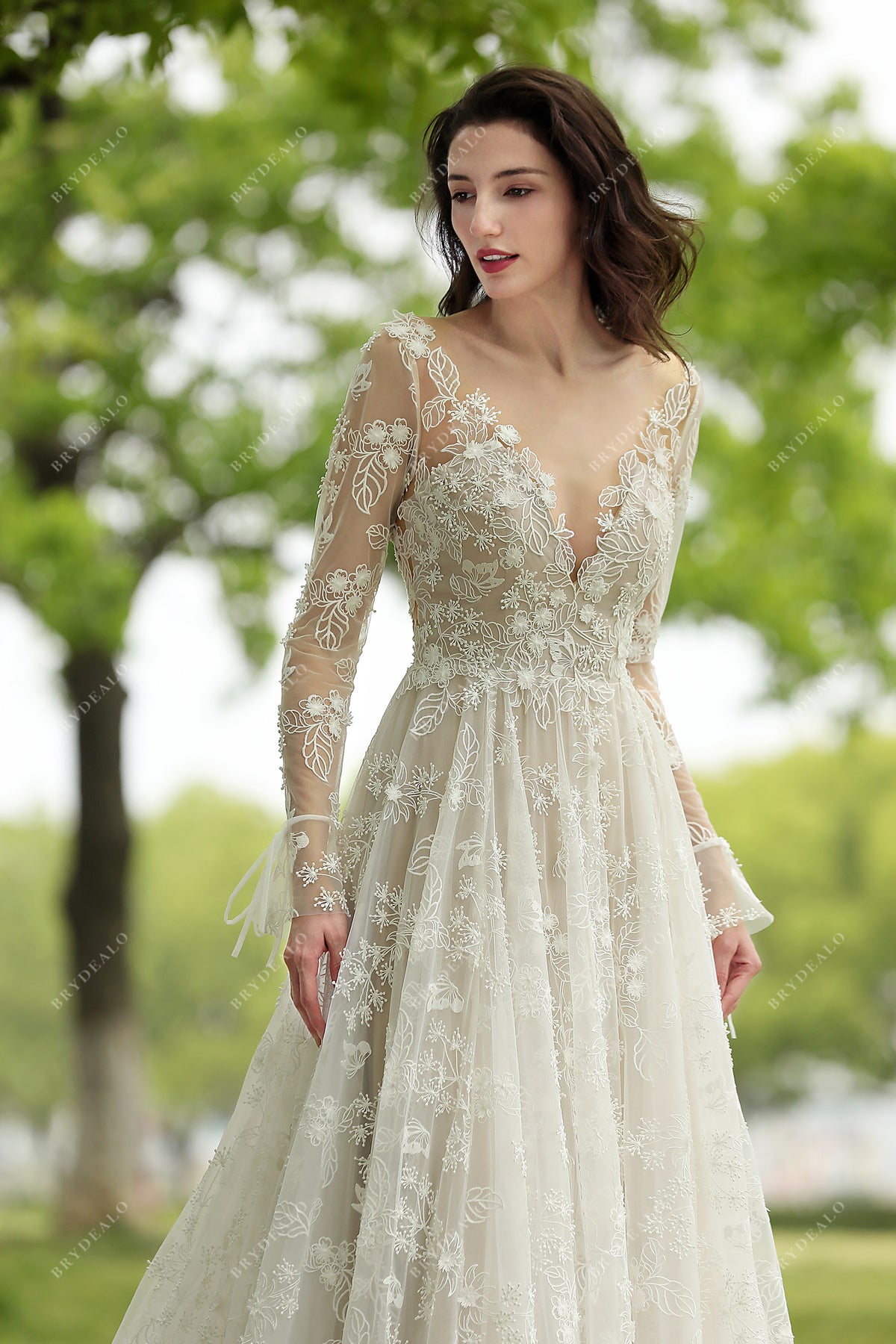 Romantic Flower Lace Long Sleeve Illusion Neck Summer Bridal Dress