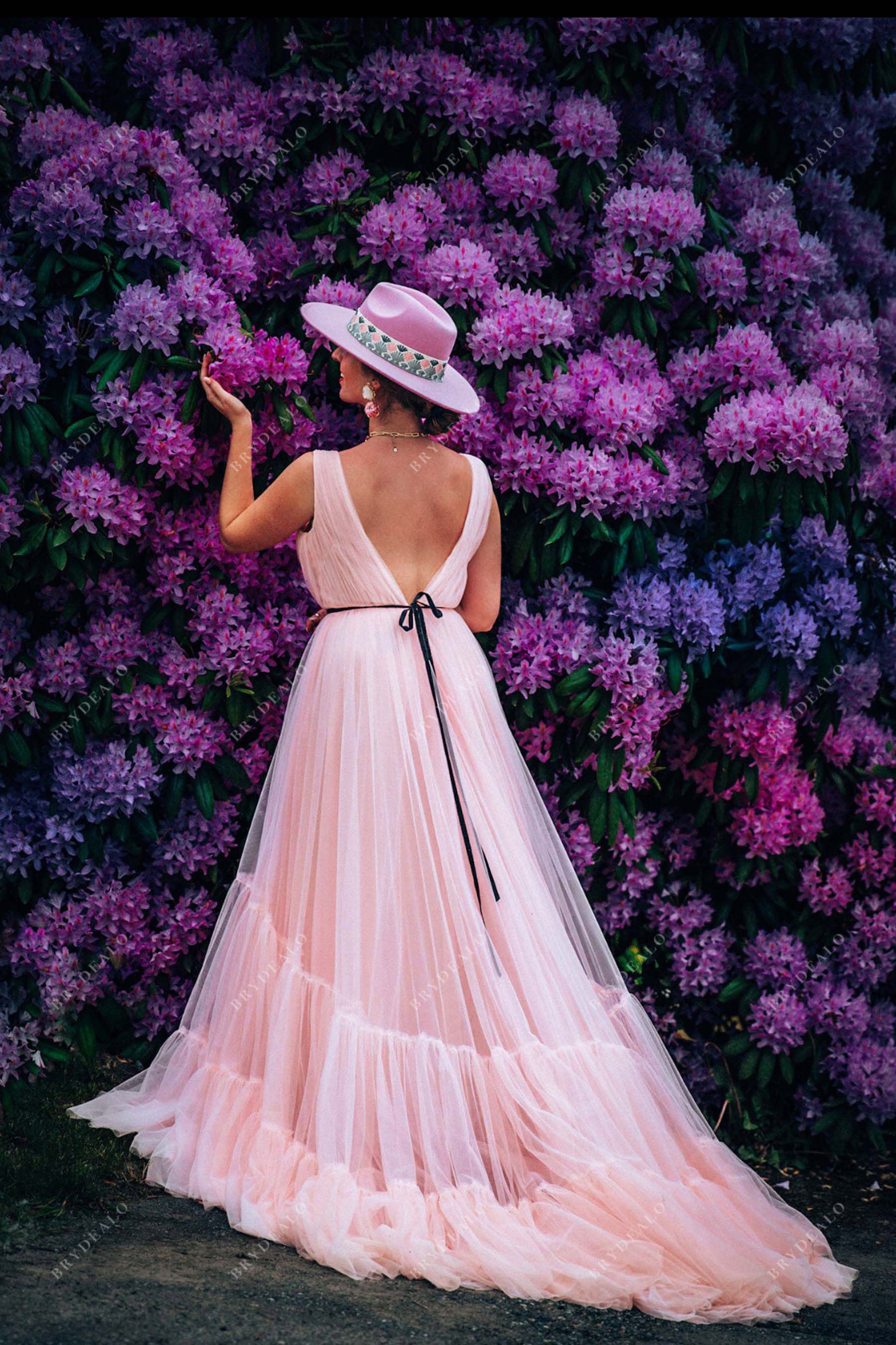 open back sweep train formal dress
