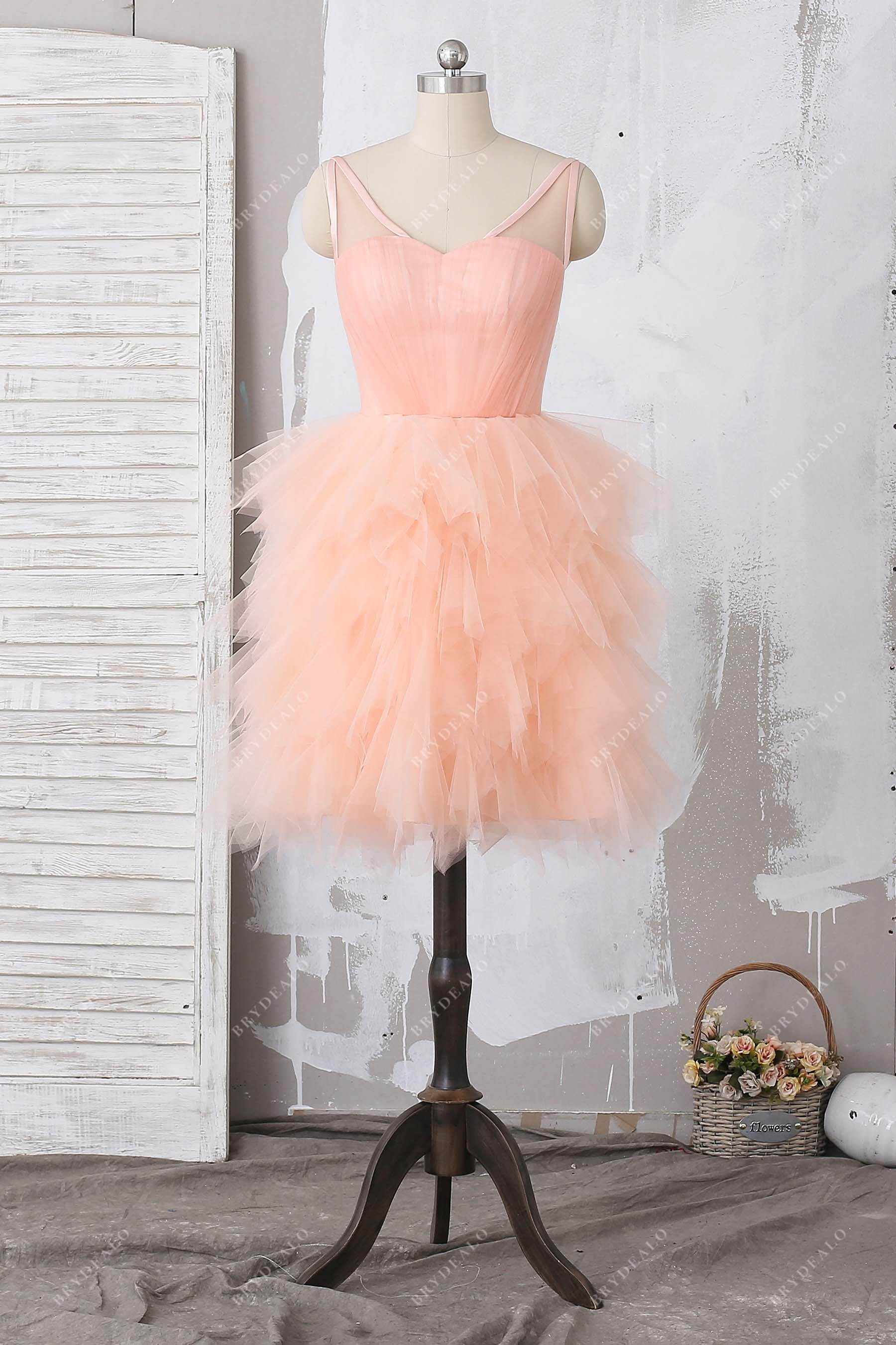 peach v-neck sleeveless cocktail dress