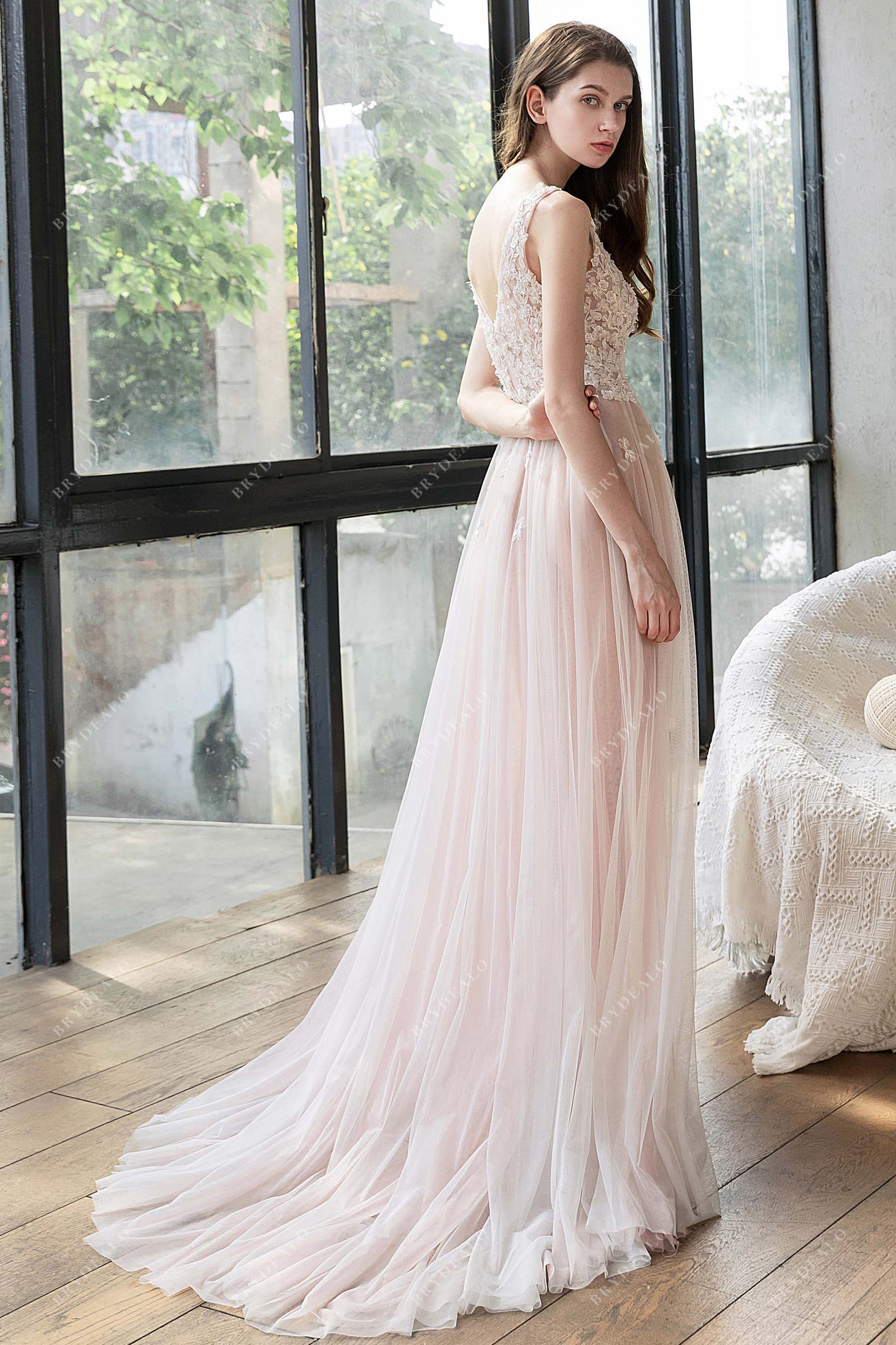 Court Train Tulle A-line Sleeveless Beach Bridal Gown