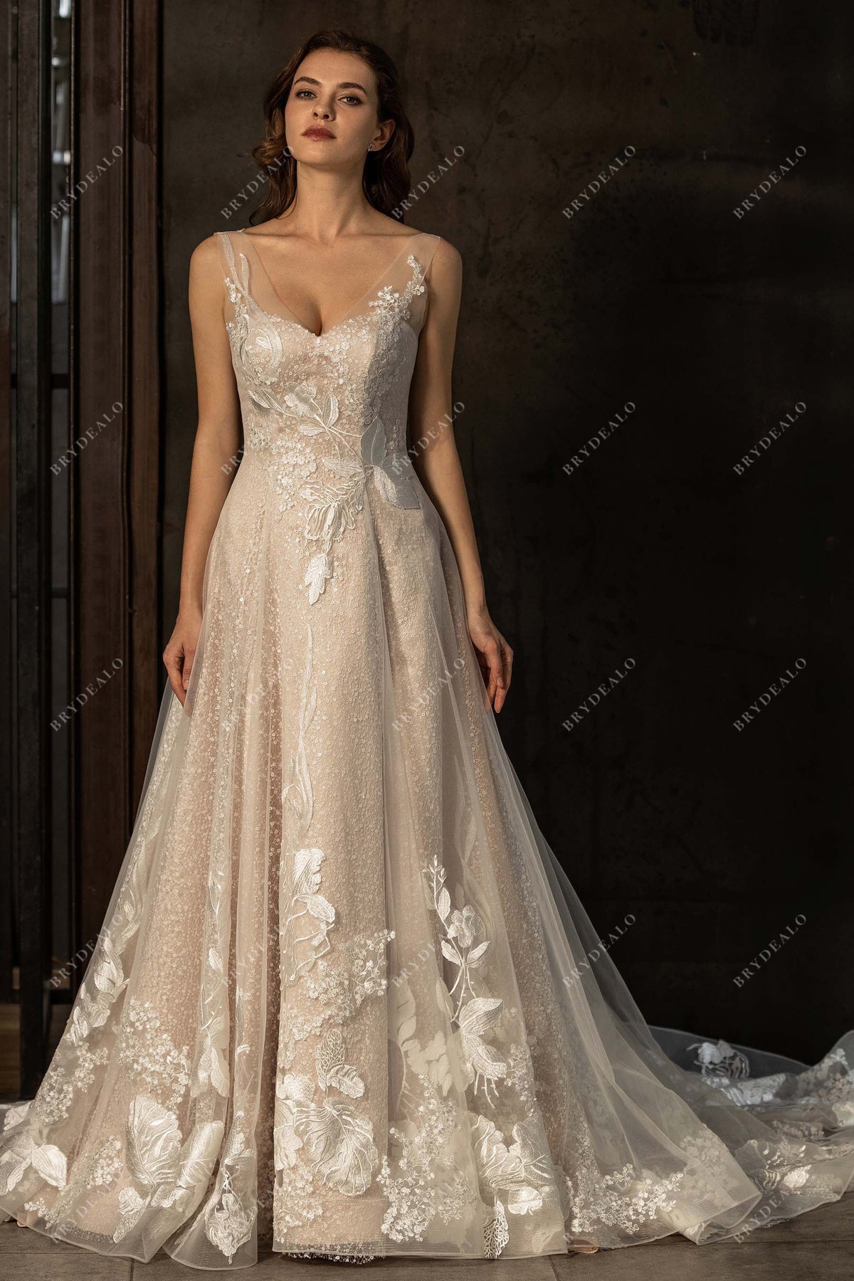 Romantic Asymmetric Floral Lace Destination Wedding Dress – Brydealo