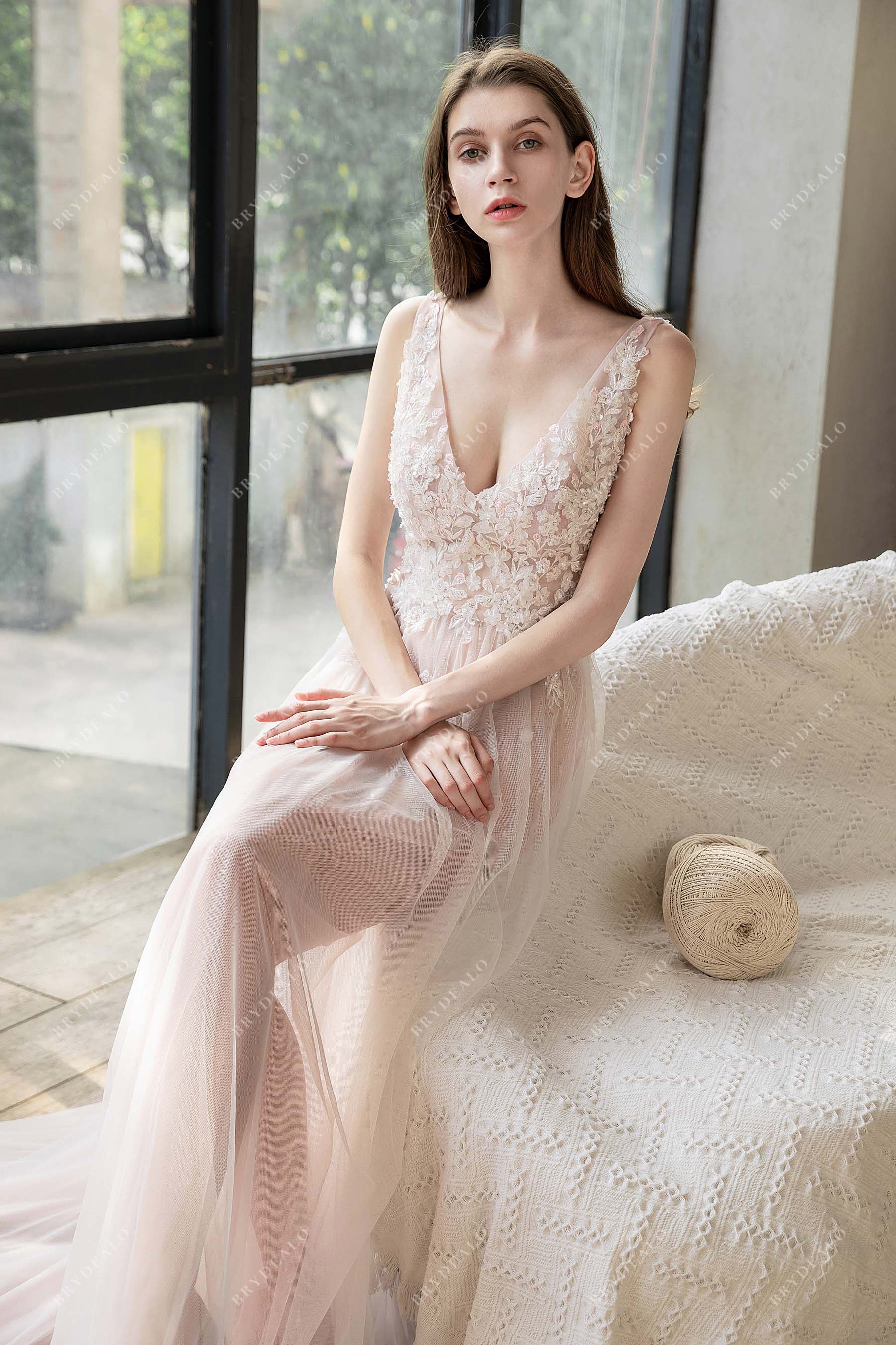 V-neck Sleeveless Beaded Lace Summer Wedding Dress