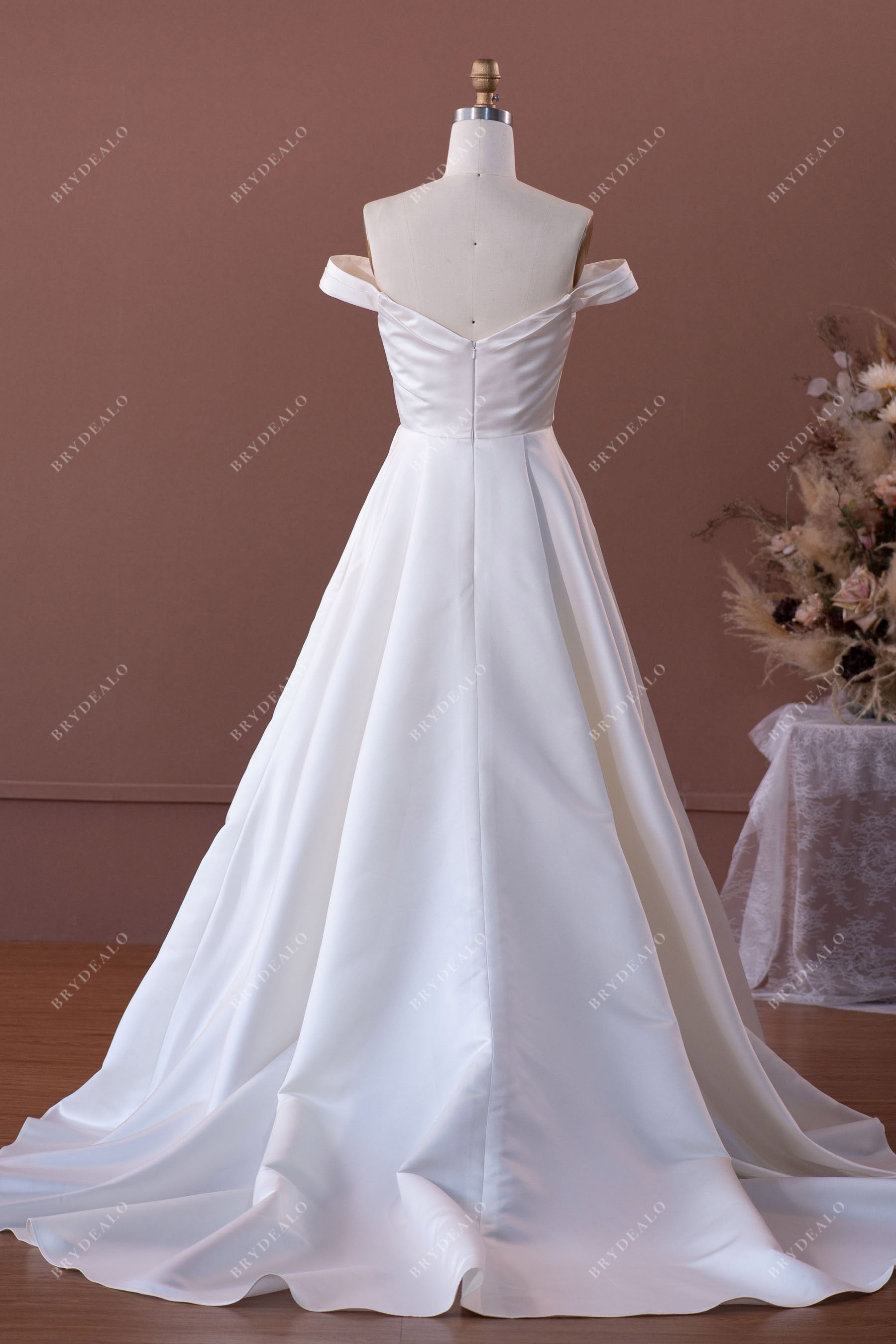 chapel train A-line long elegant wedding gown