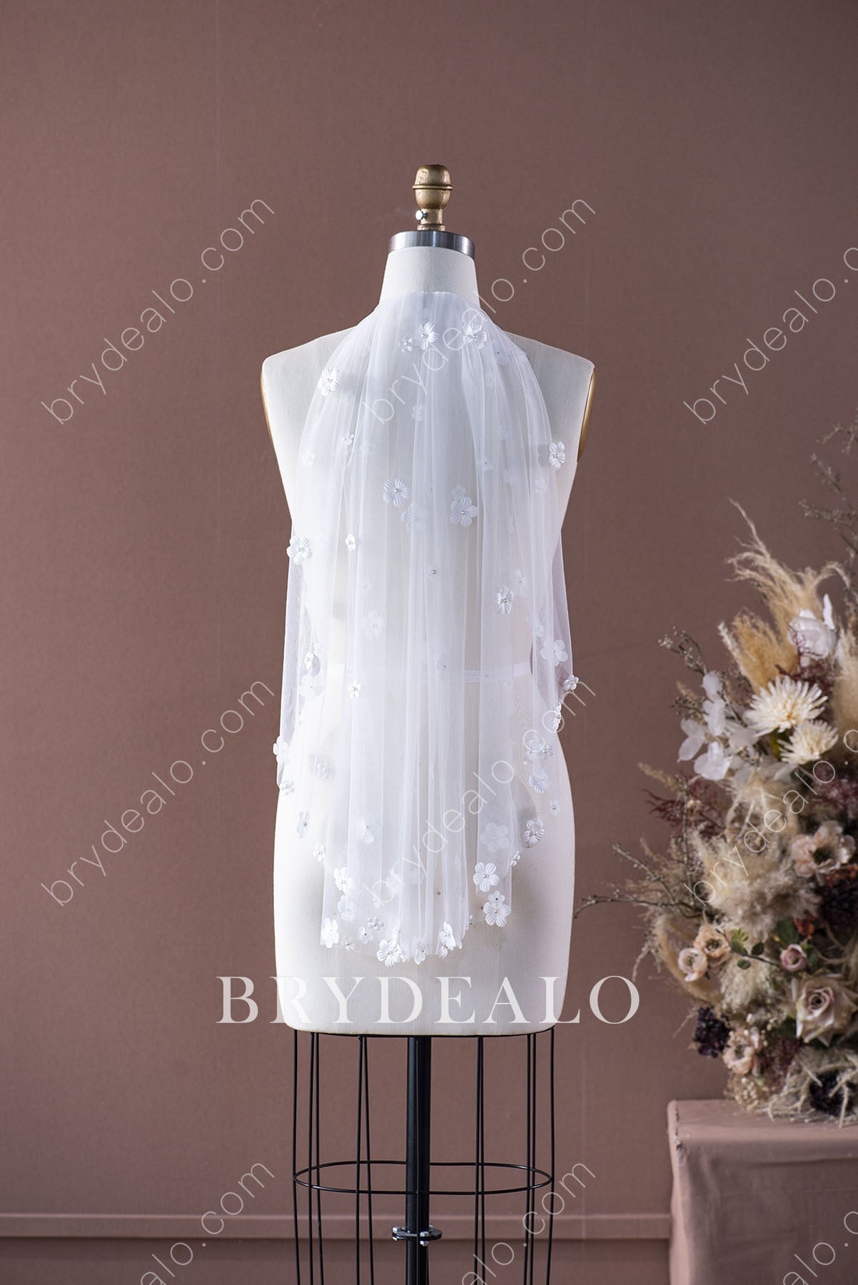 Romantic Flowers Pearls Elbow Bridal Veil