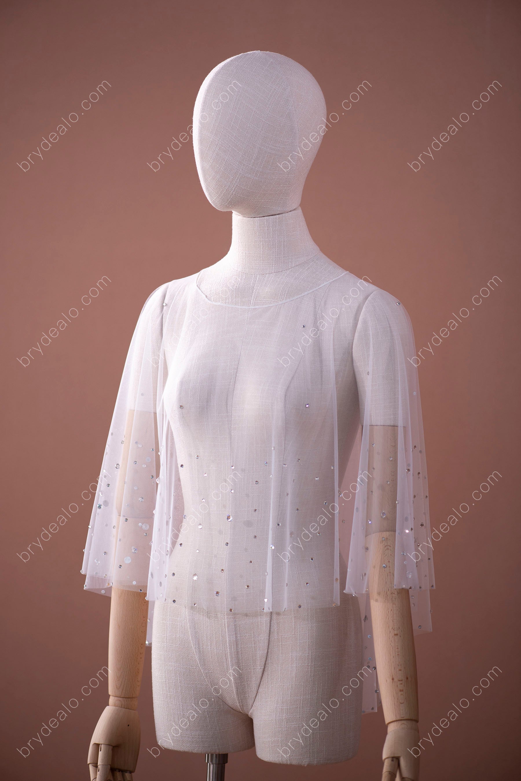 Trendy Shiny Rhinestones Tulle Bridal Cape