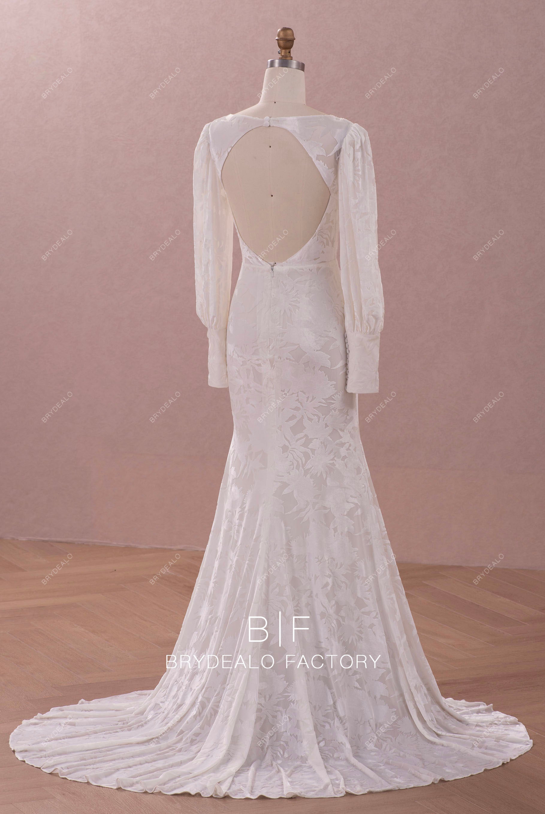 keyhole back vintage mermaid fall wedding gown