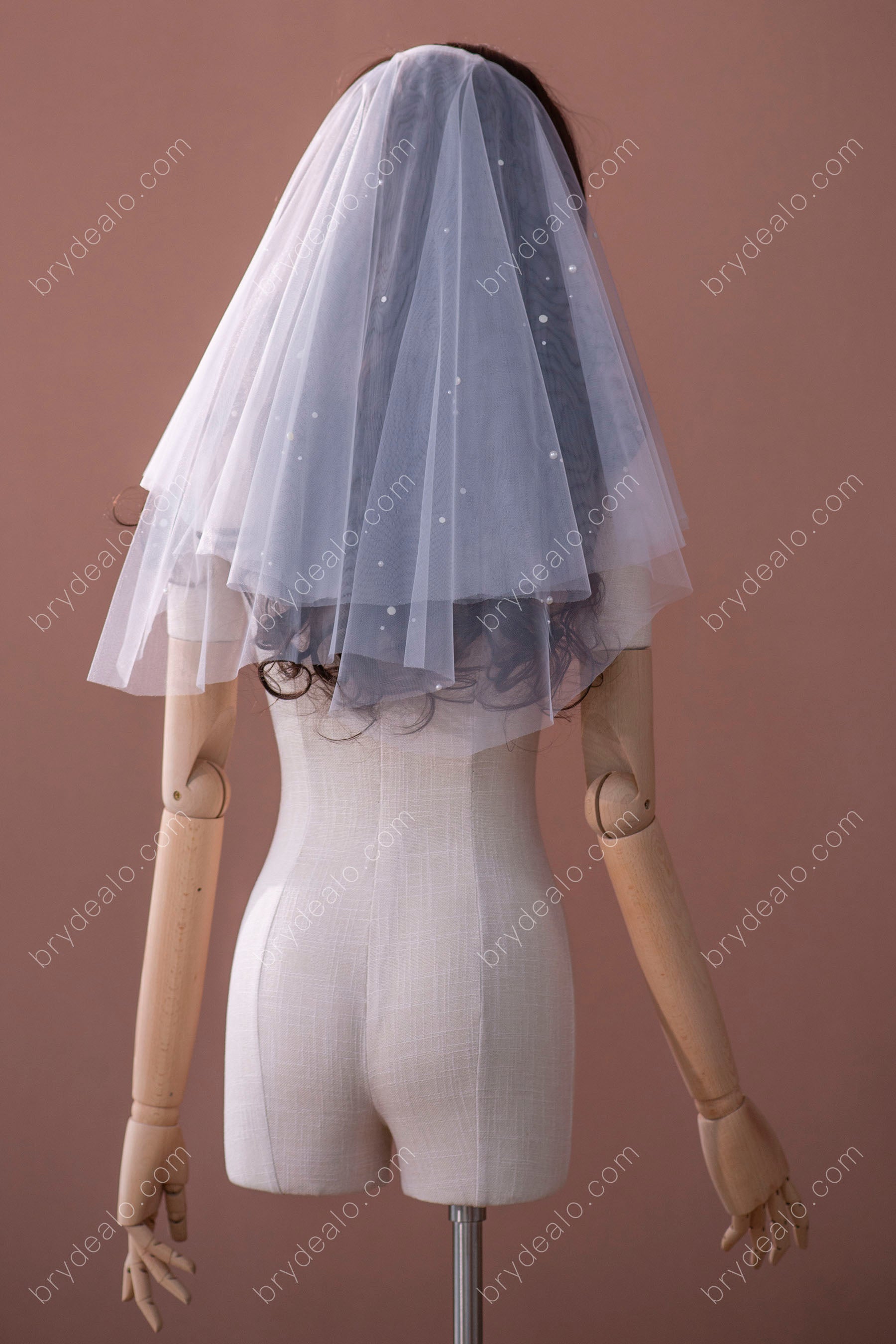 classic two-tier bridal veil