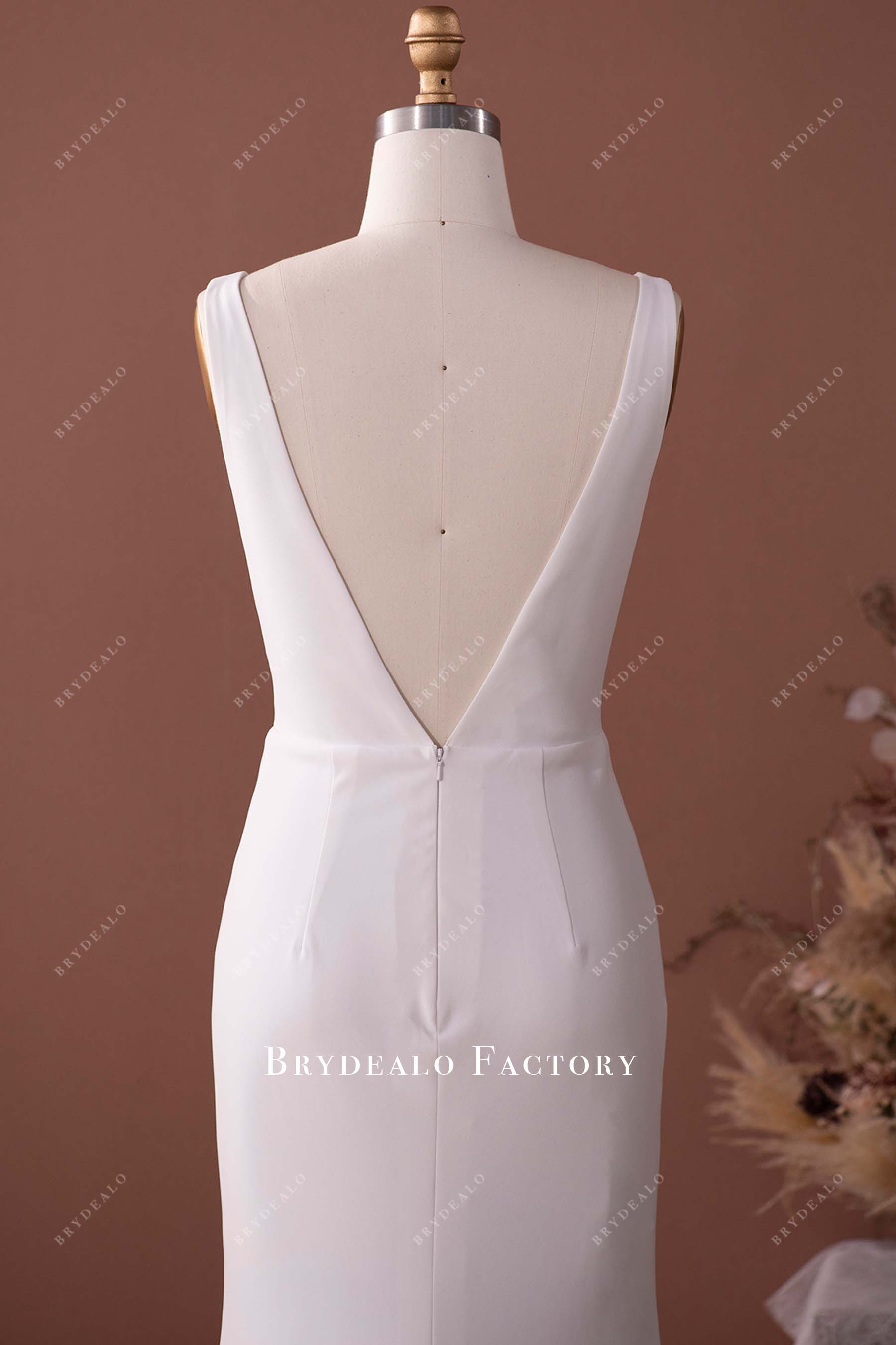 V-back sleeveless crepe wedding dress