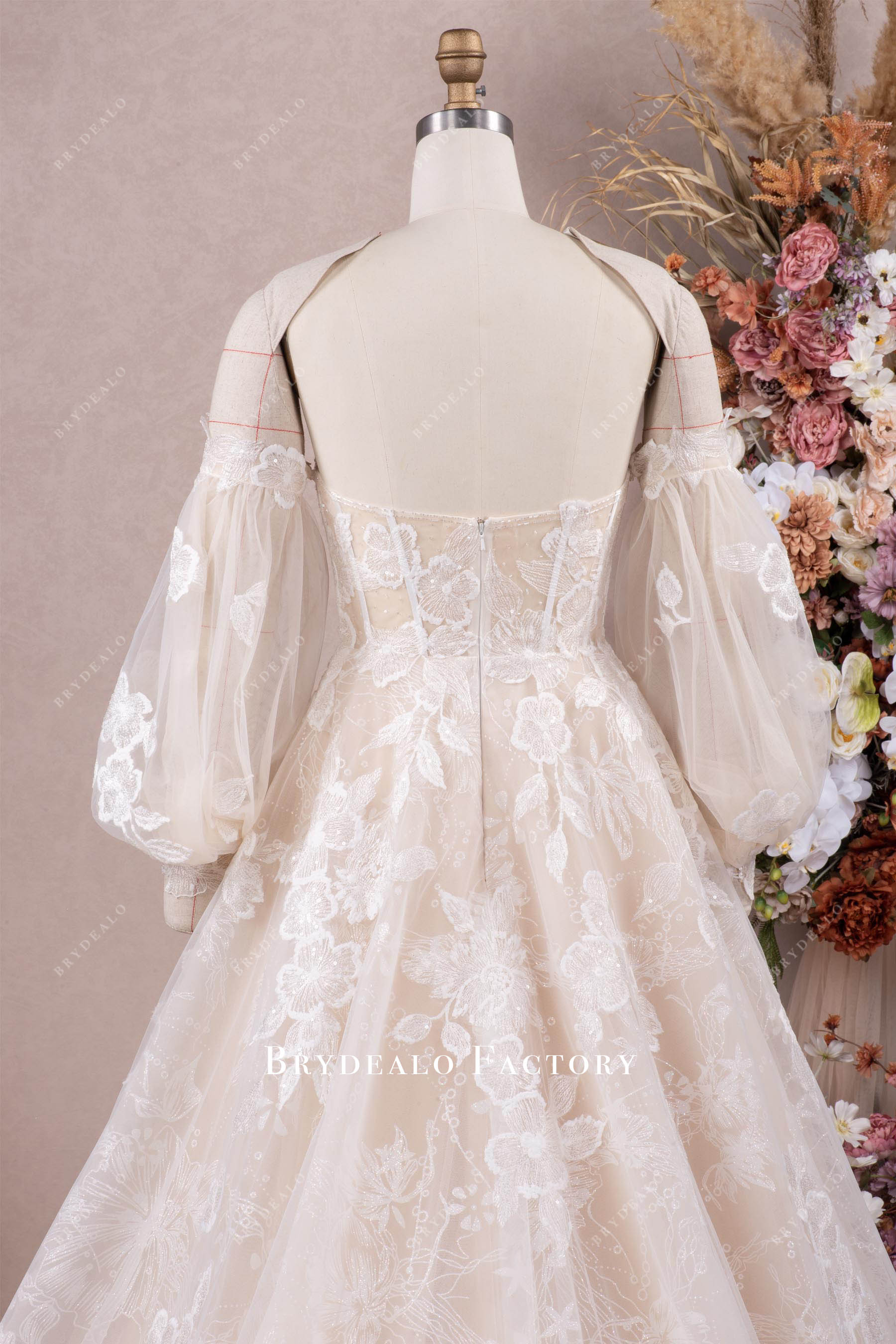 romantic flower lace bubble sleeve strapless wedding dress