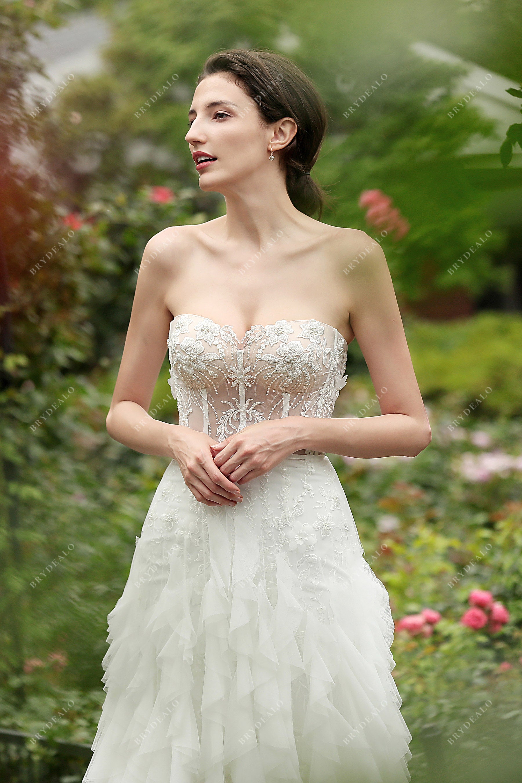 sweetheart neck lace tulle wedding dress