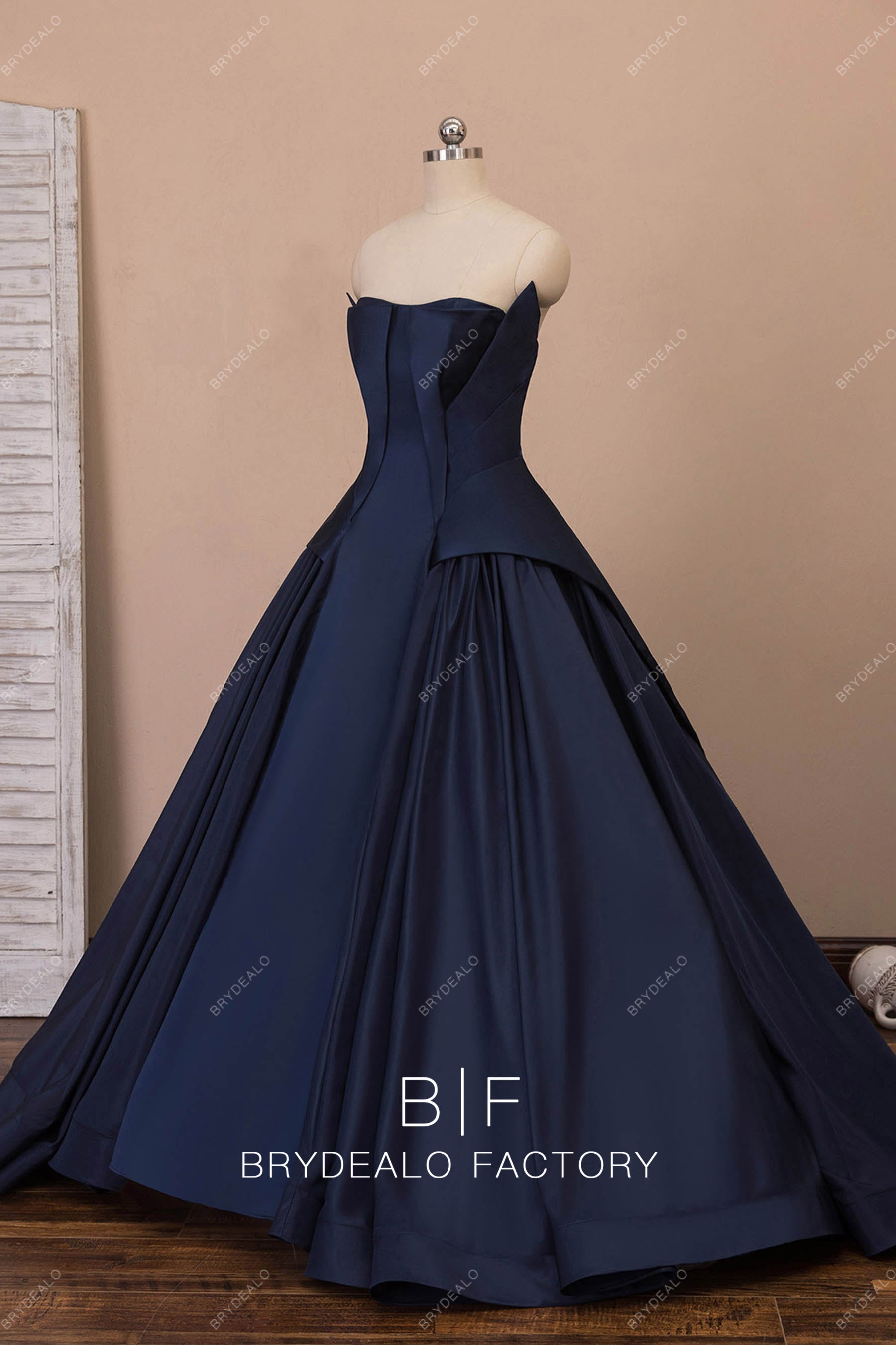 semi sweetheart neck ballgown