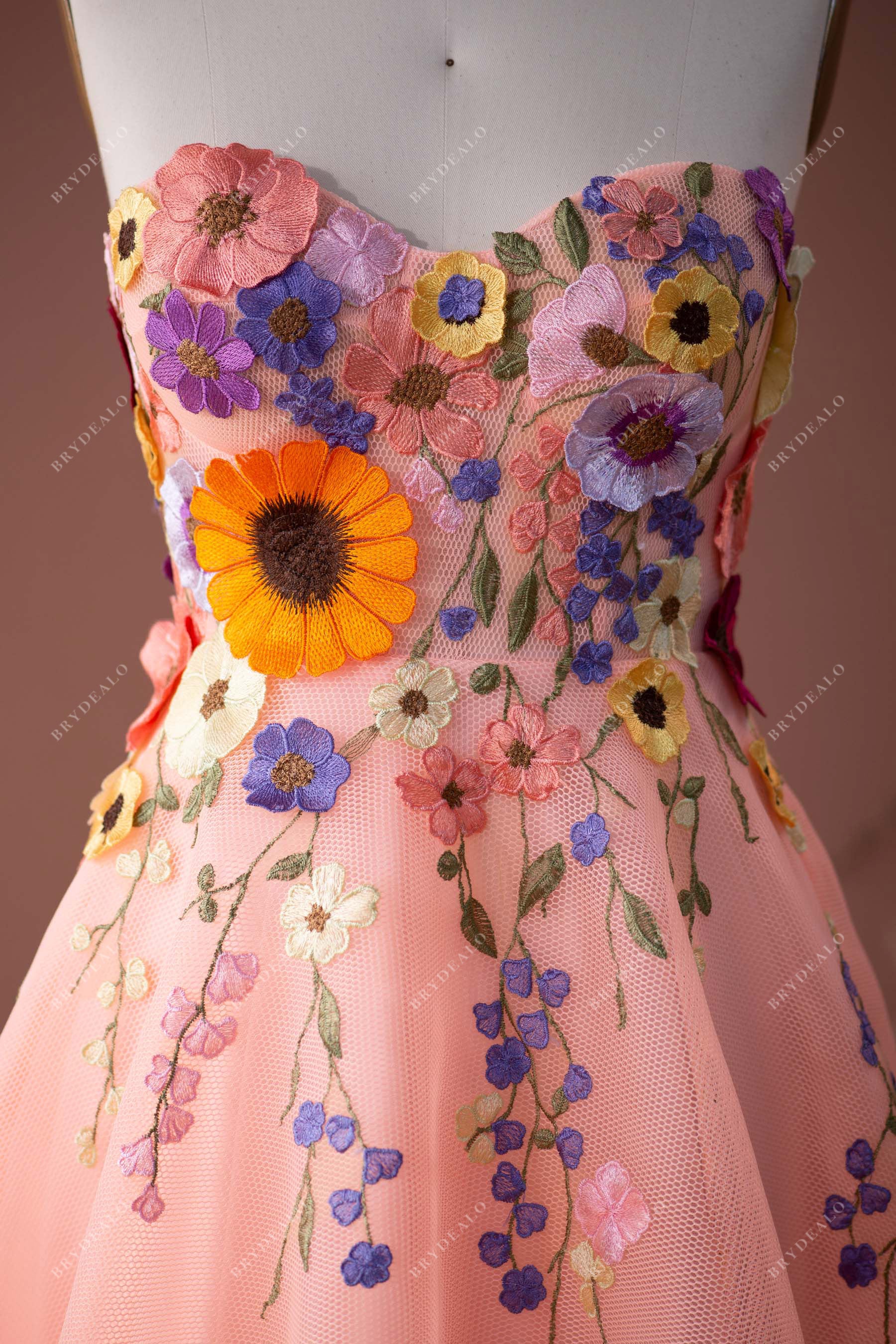 sweetheart neck flower appliqued prom dress 