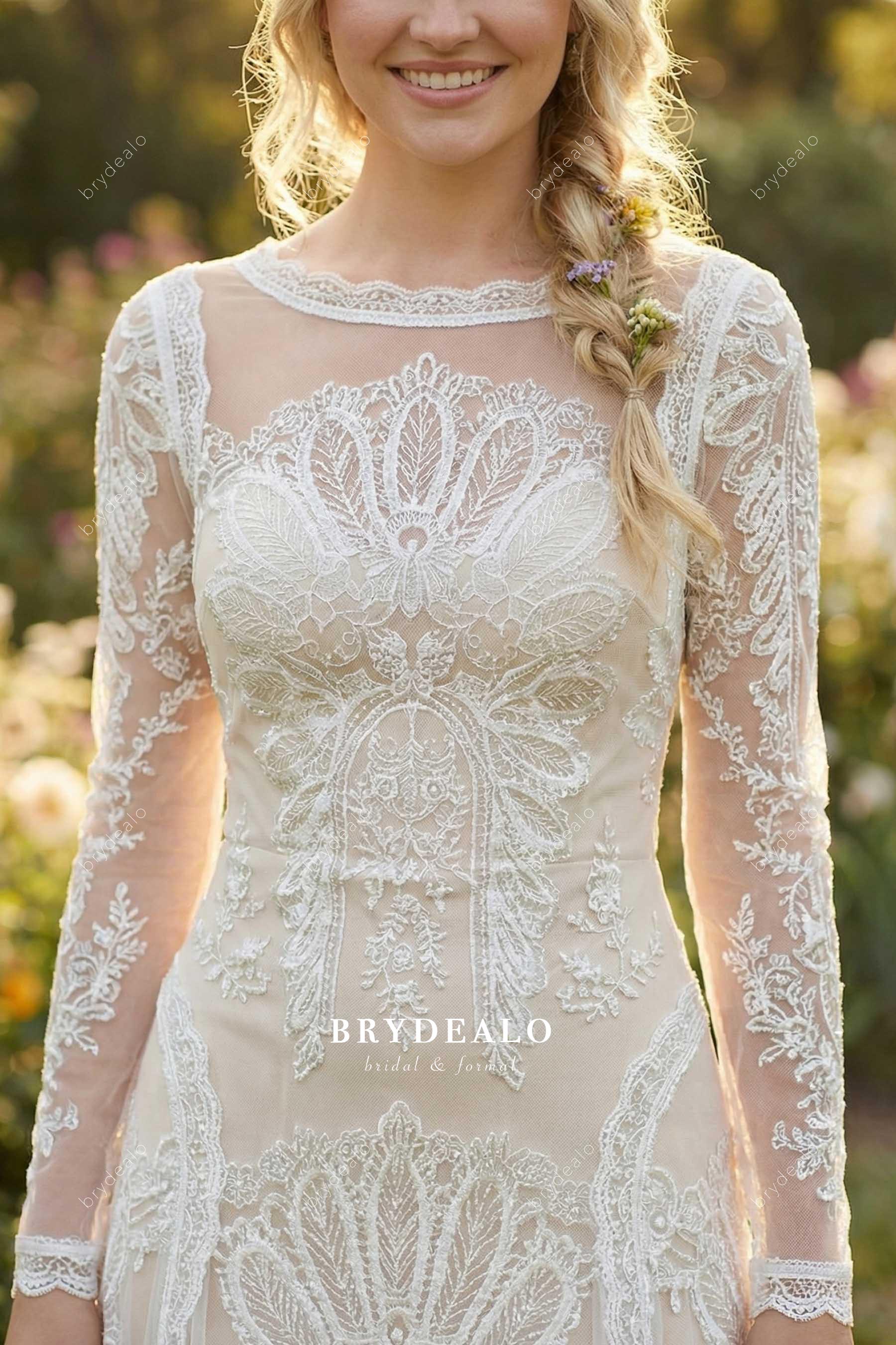 lace boat neck wedding dress