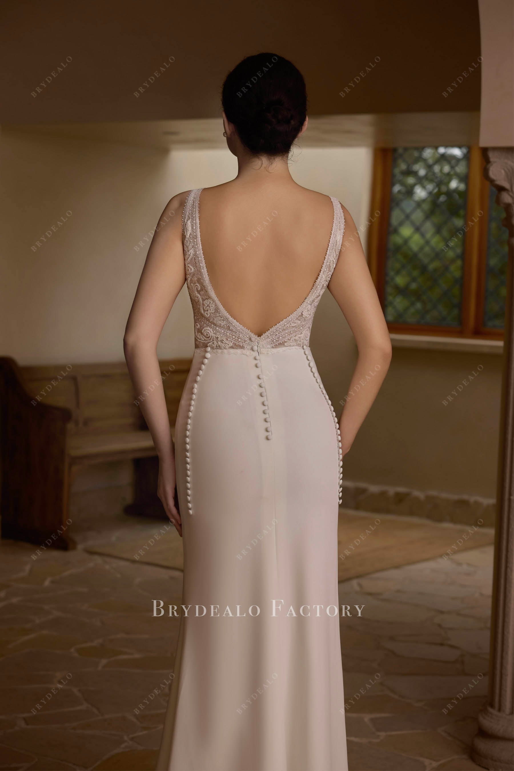 lace open v back wedding dress