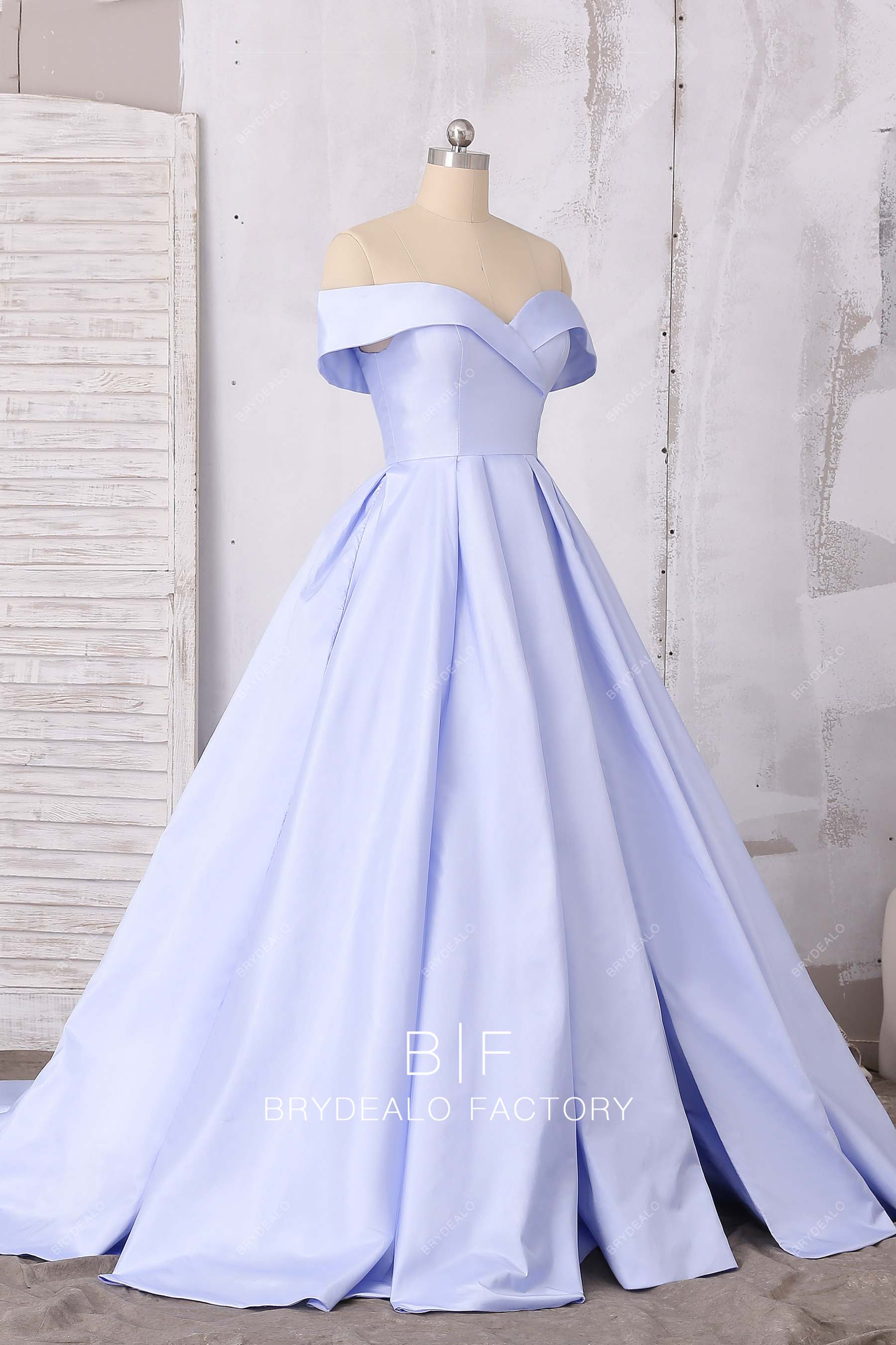 sweetheart puffy A-line slit formal dress