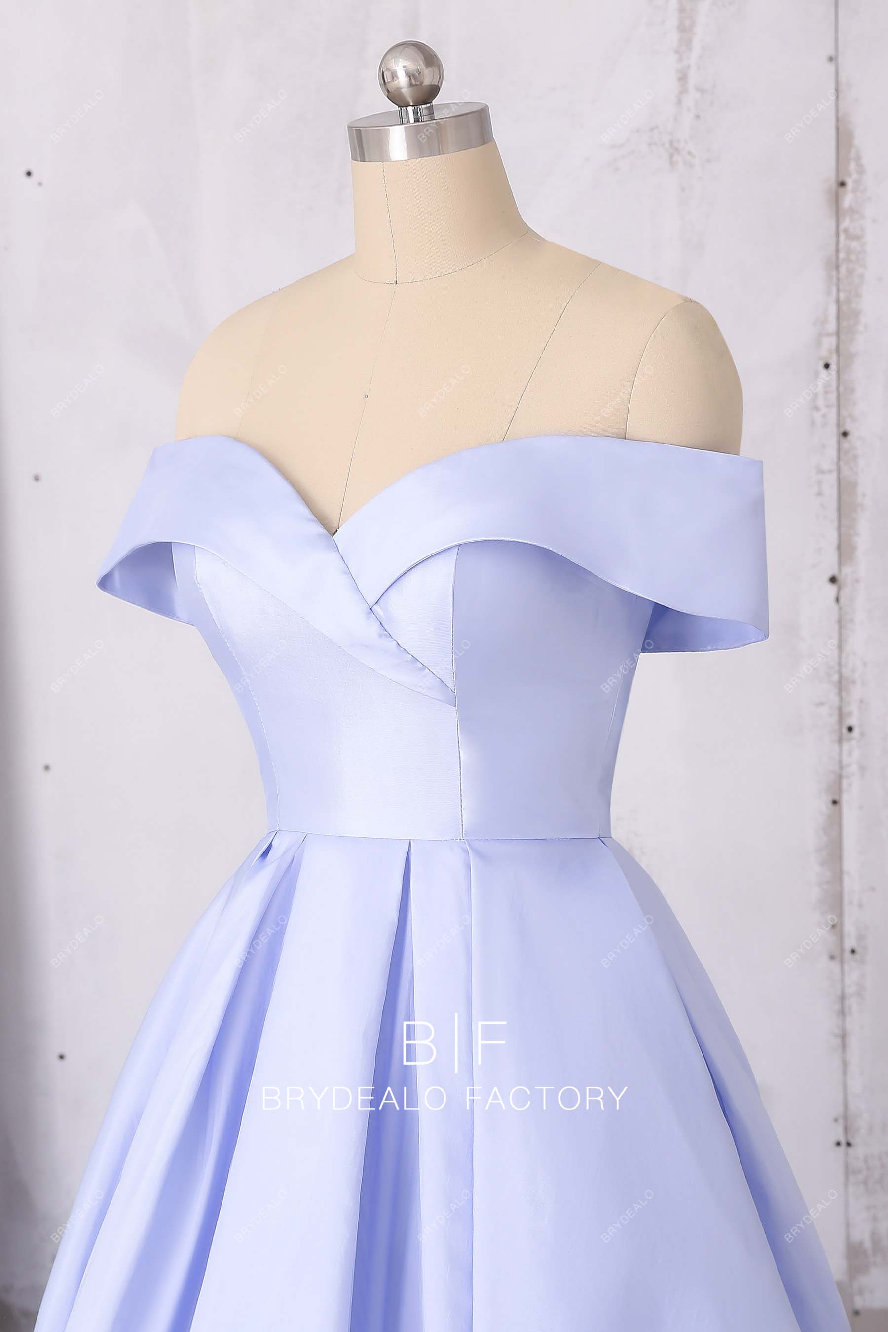 sweetheart neck lavender satin prom dress