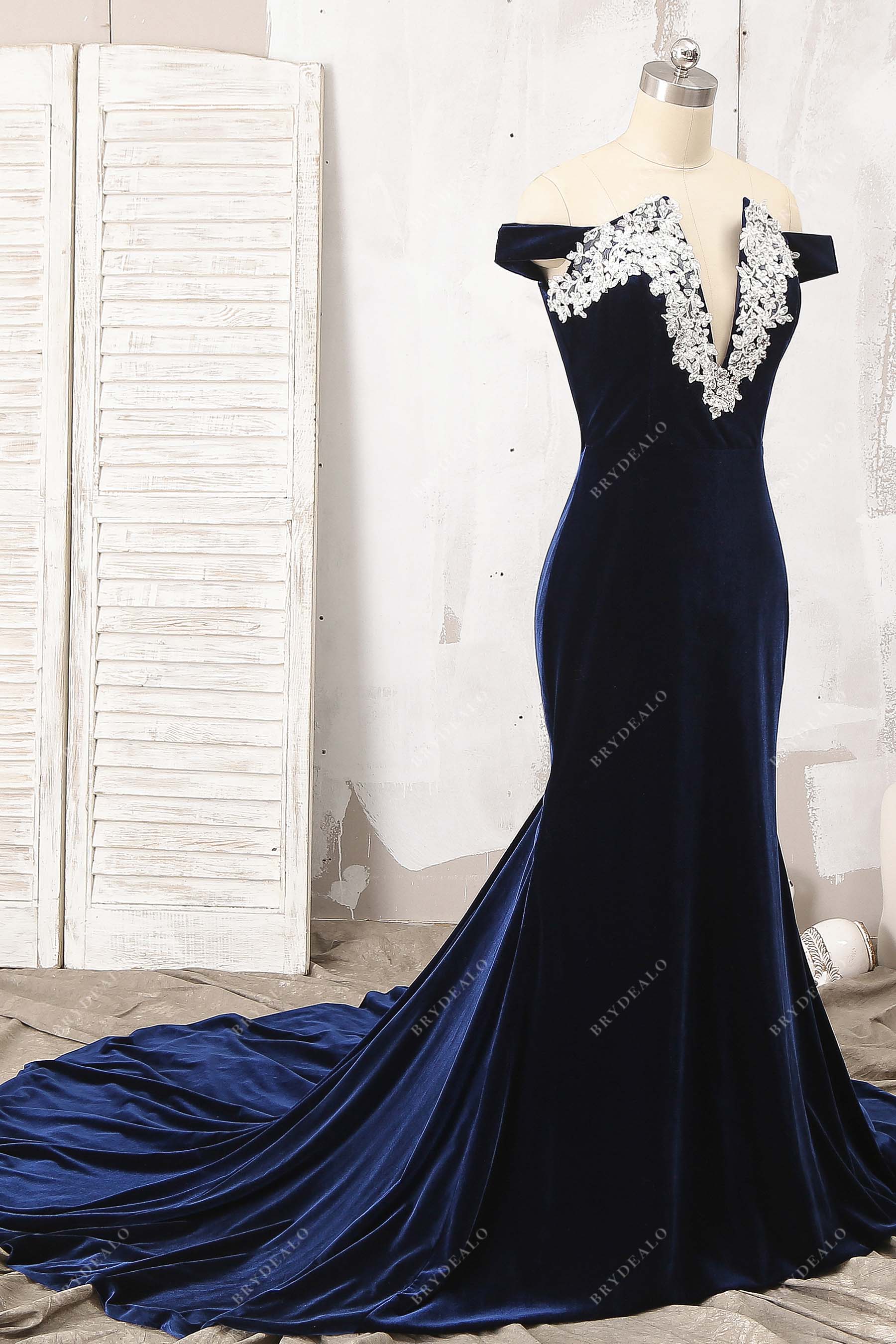 lace applique velvet trumpet formal dress