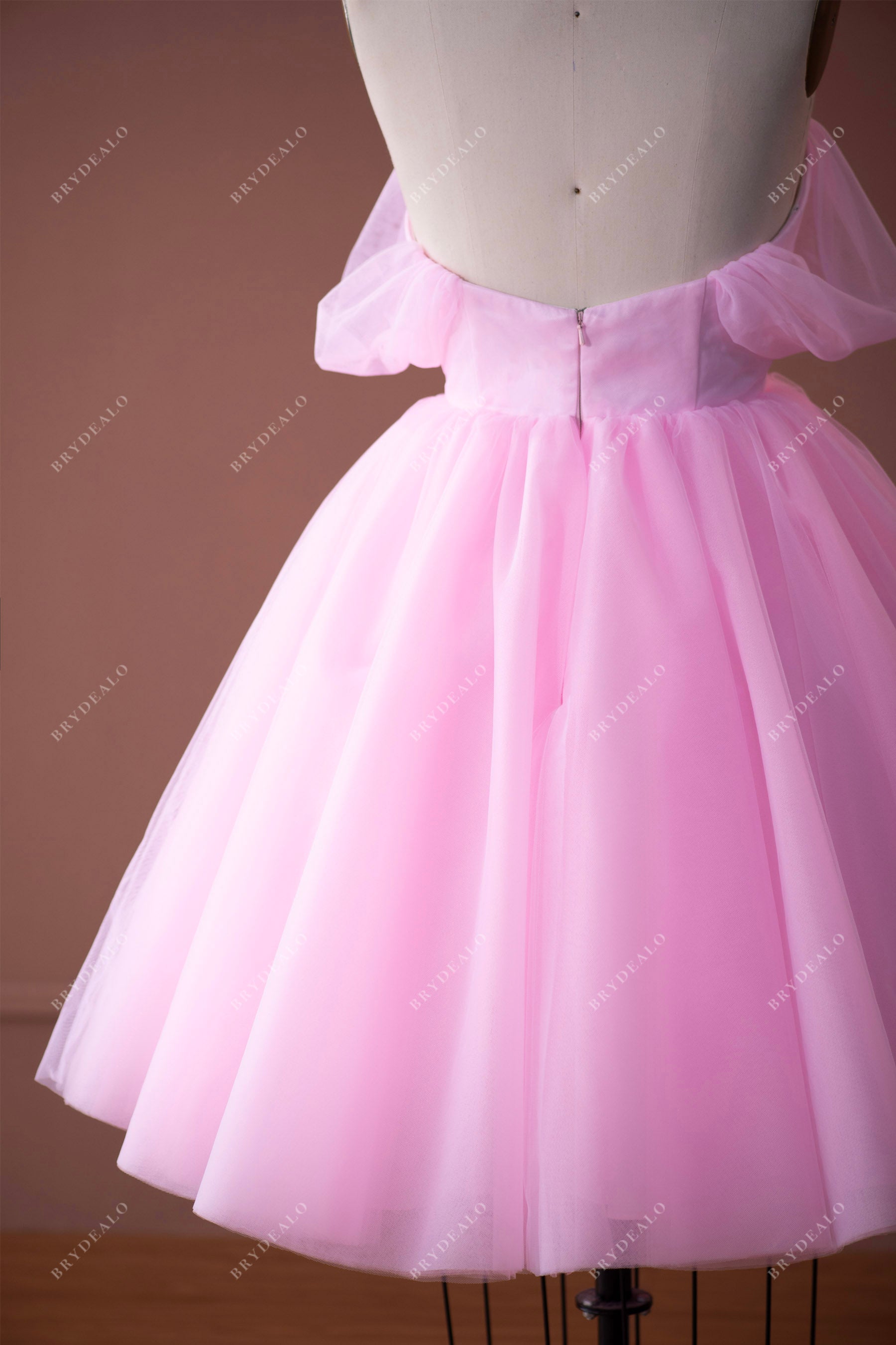 open back knee length puffy tulle prom dress
