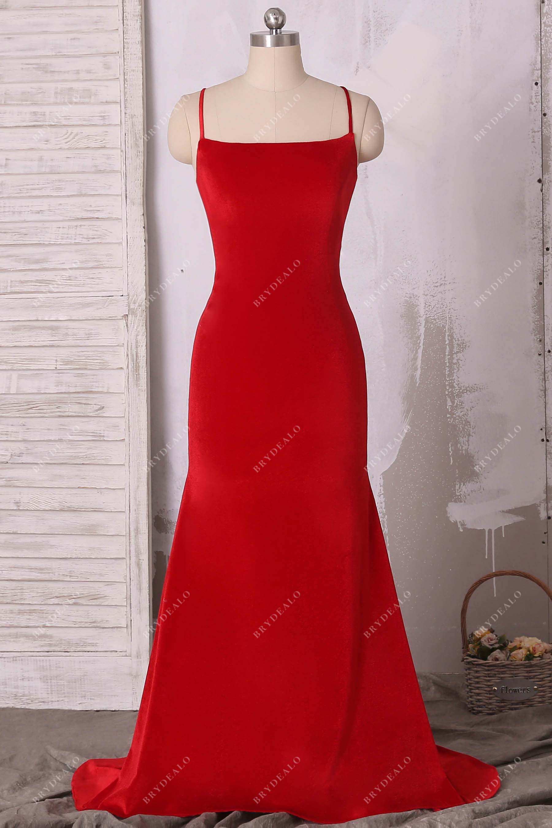thin strap sleeveless red velvet mermaid prom dress