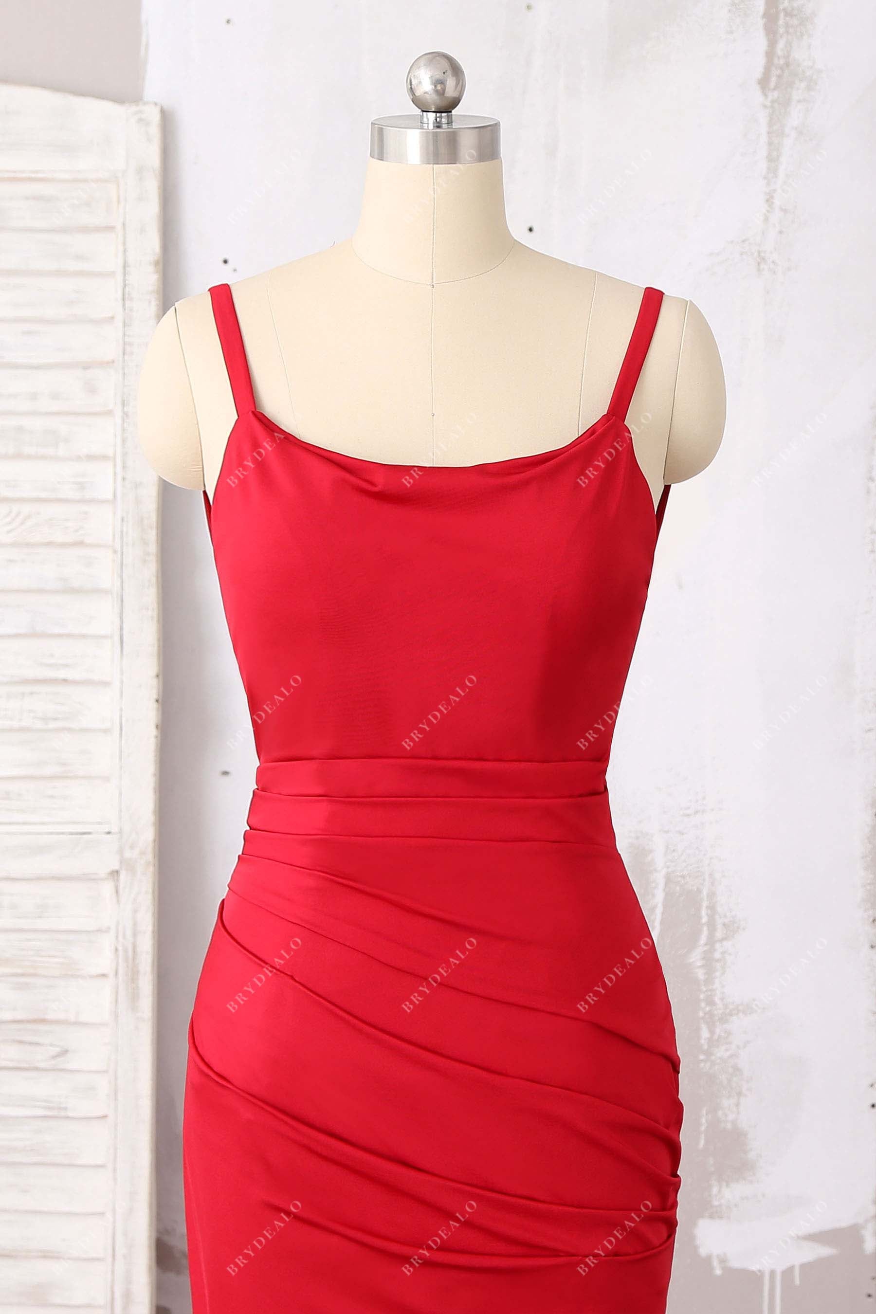sleeveless scoop neck evening dress