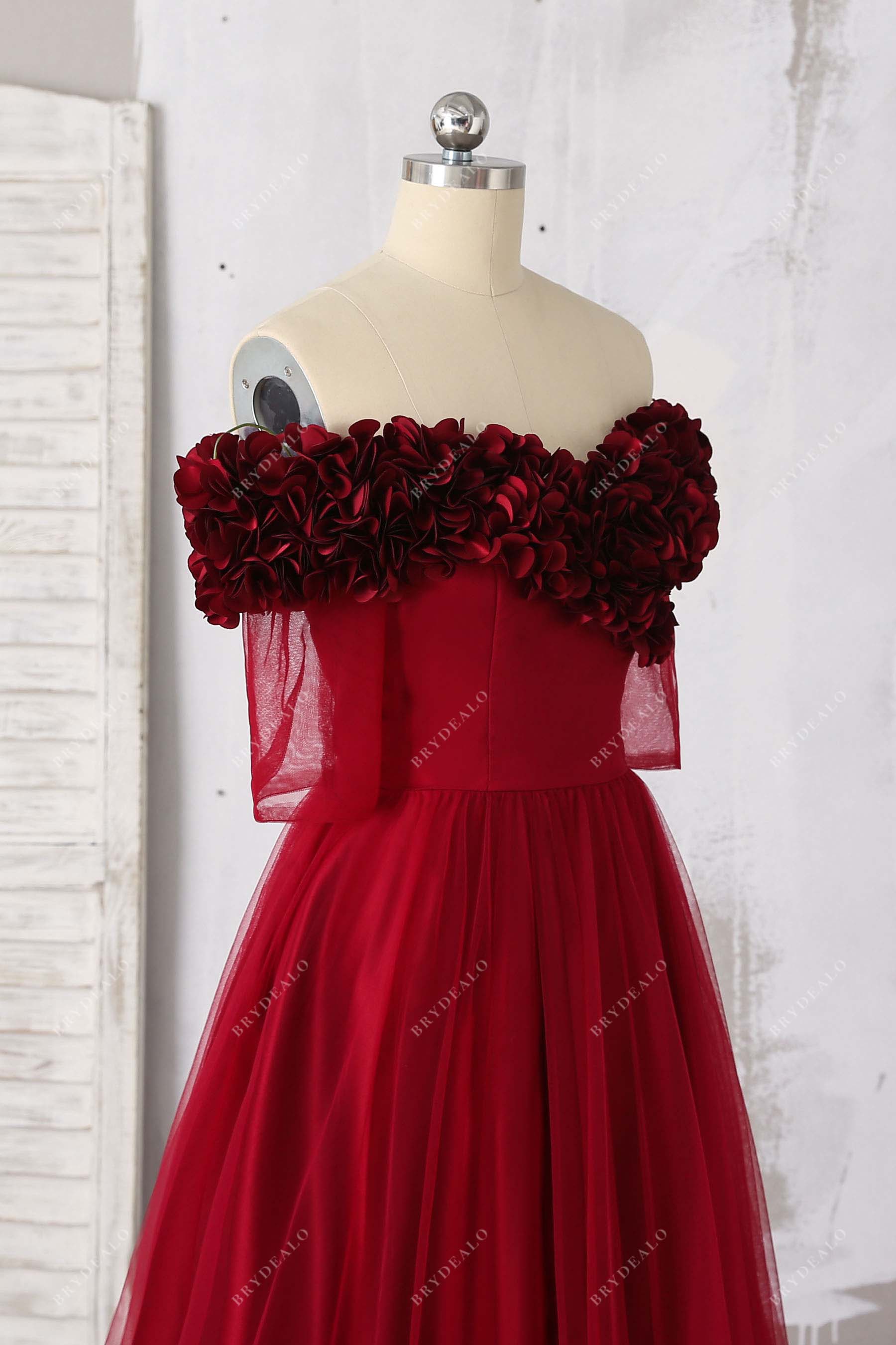 burgundy tulle pleated slit prom dress 