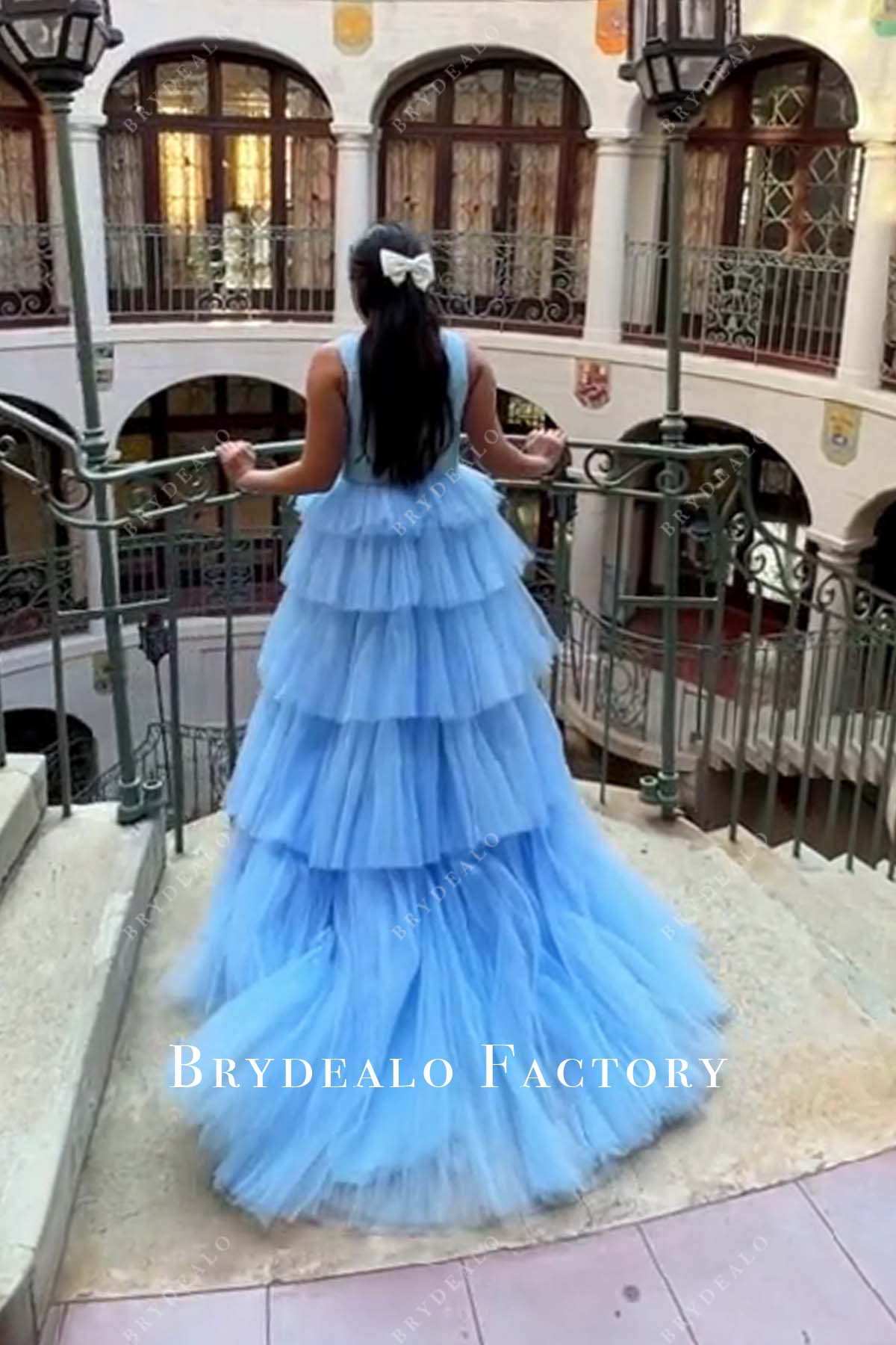 sleeveless layered court train formal dress