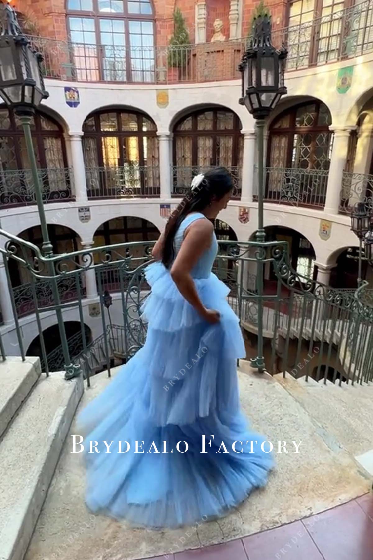 sleeveless long train tulle prom dress