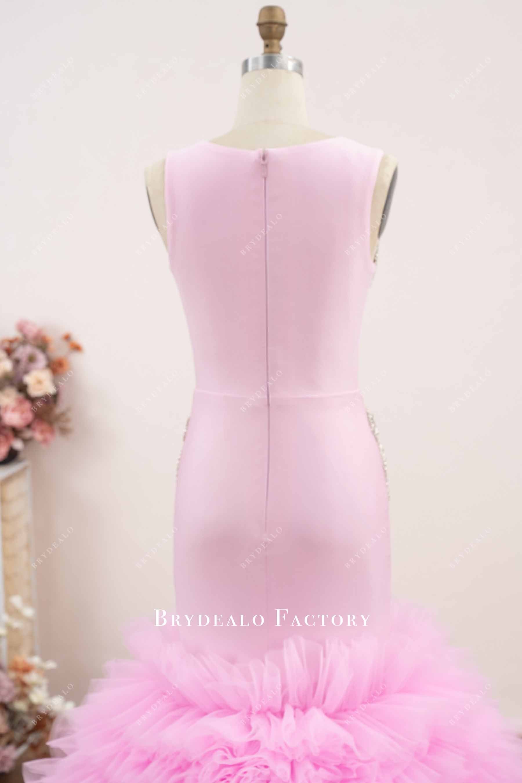 sleeveless fitted prom dress