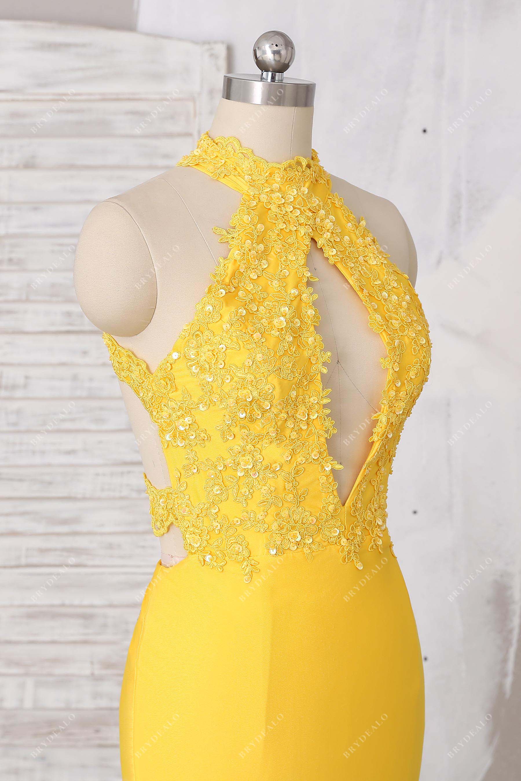 sleeveless yellow lace keyhole halter neck prom dress