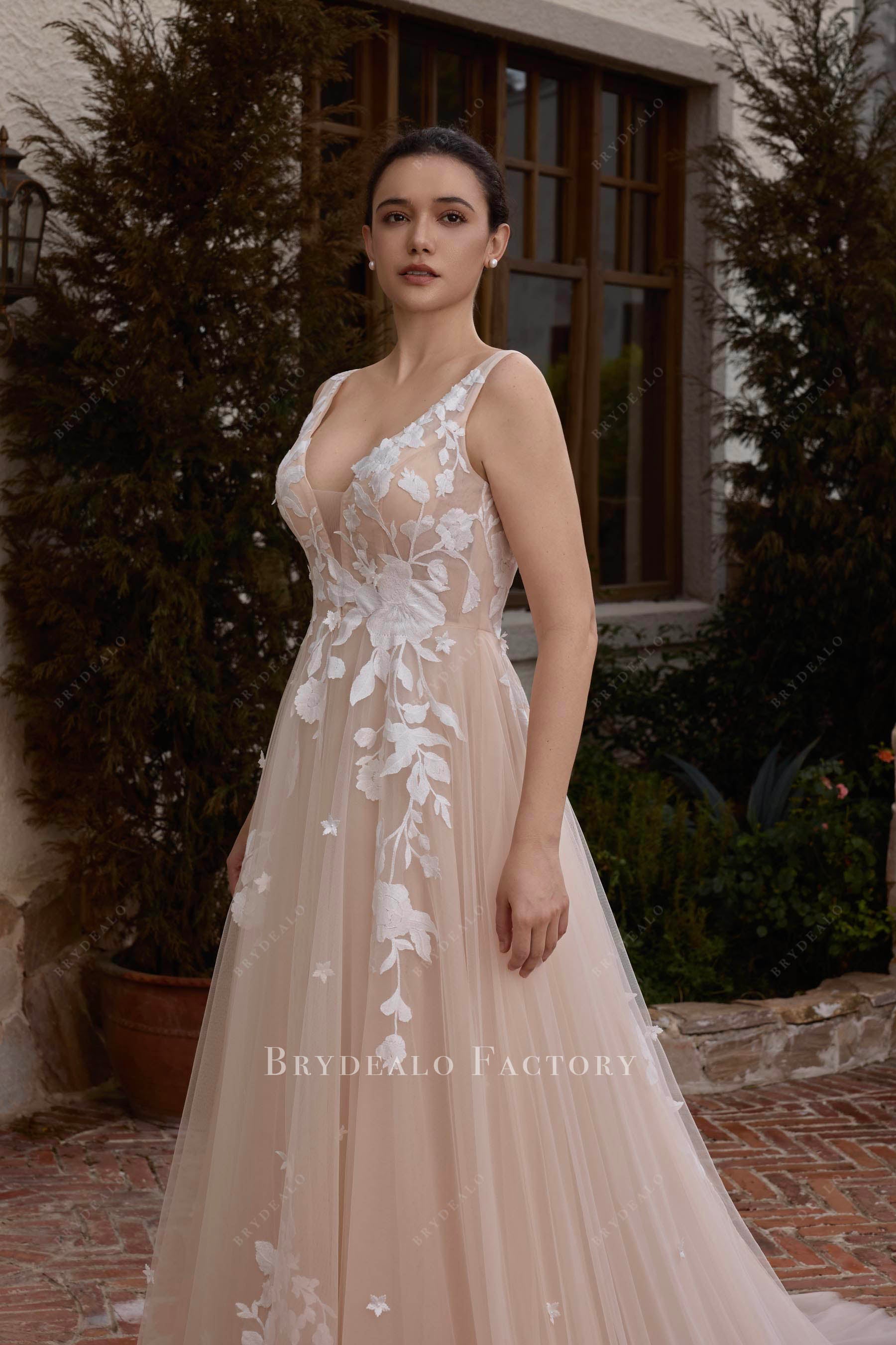 sleeveless wide straps bridal dress