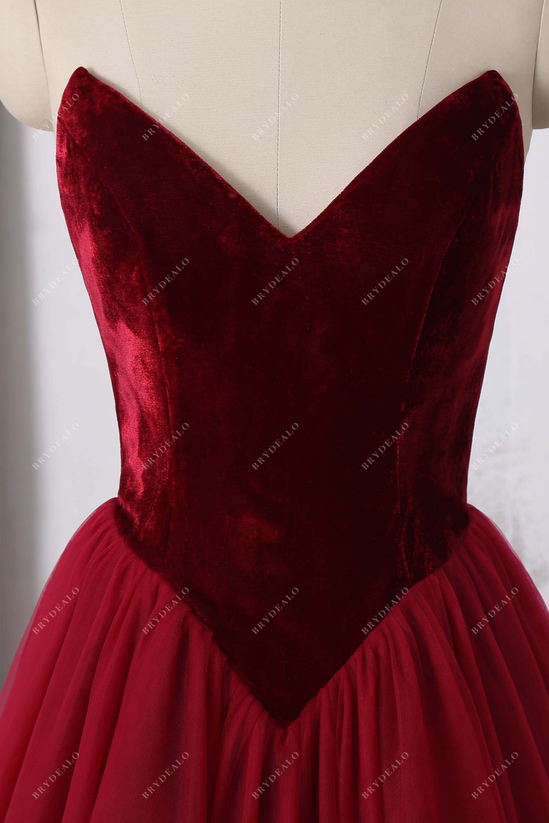V-neck burgundy velvet prom gown