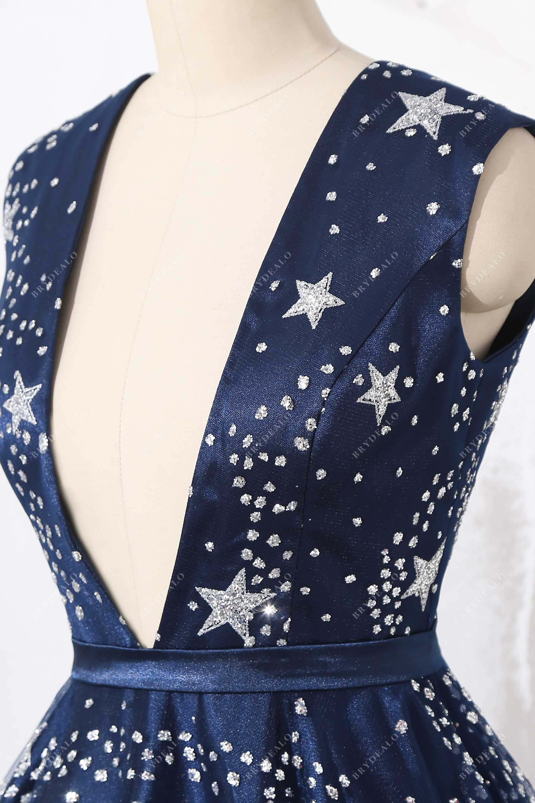 plunging neck sleeveless tulle prom dress