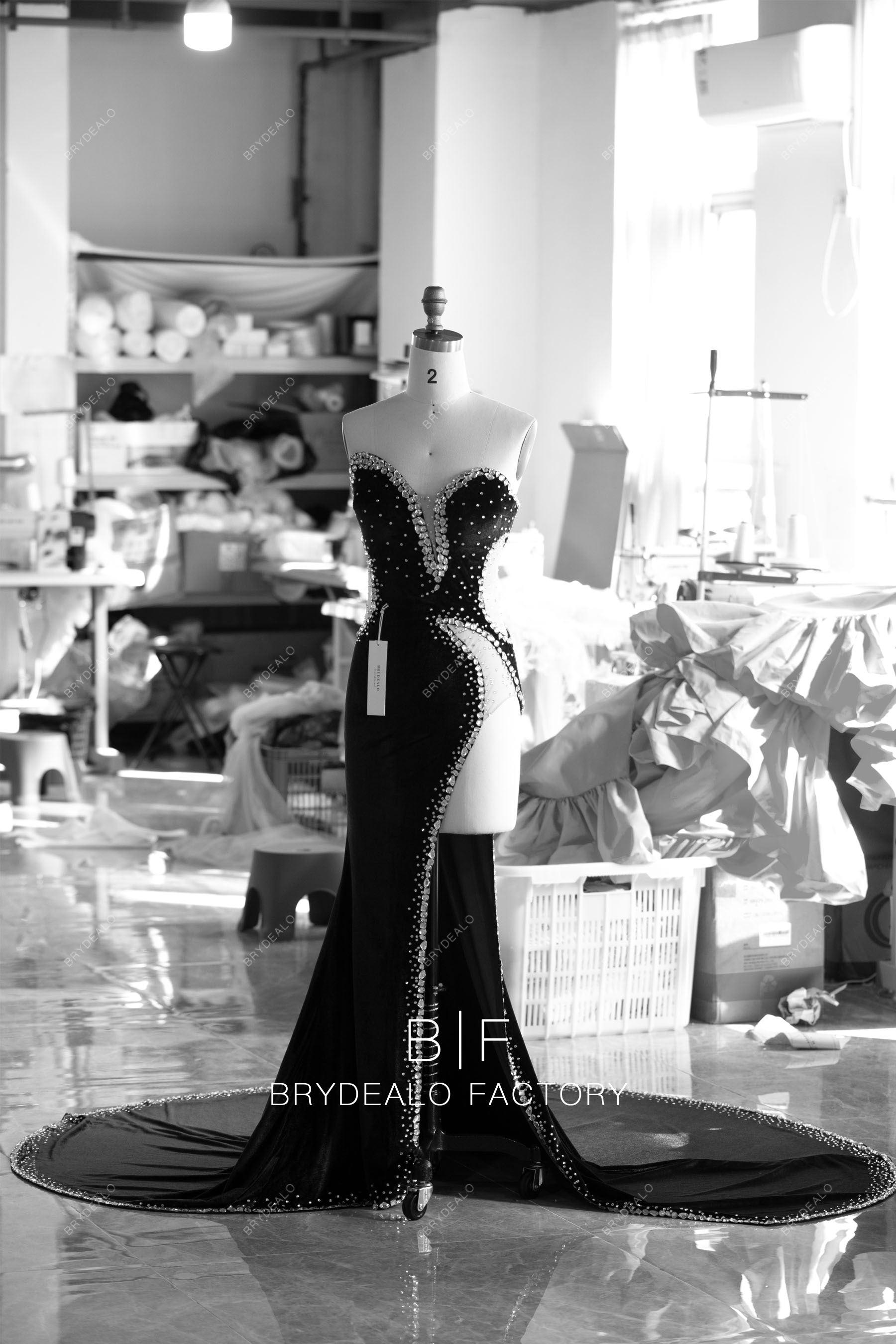 dark green velvet strapless silt mermaid prom dress