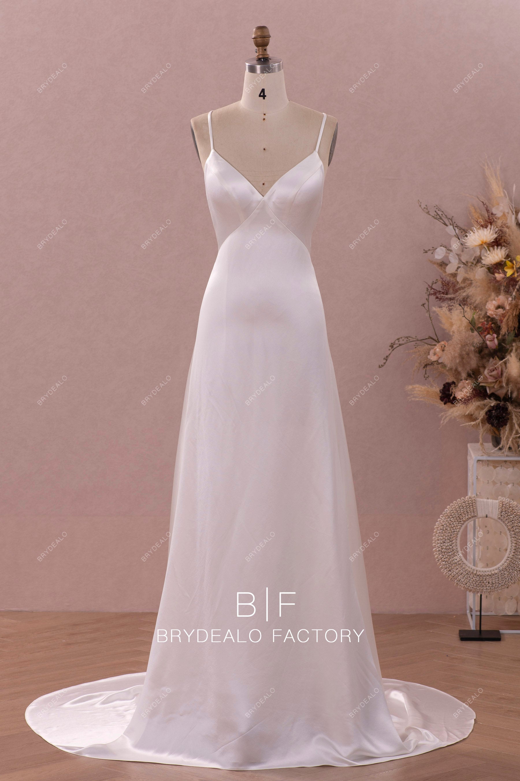 Vintage Satin Lace Wedding Dress with Flowy Robe Brydealo Vintage Satin Lace Wedding Dress with Flowy Robe Brydealo