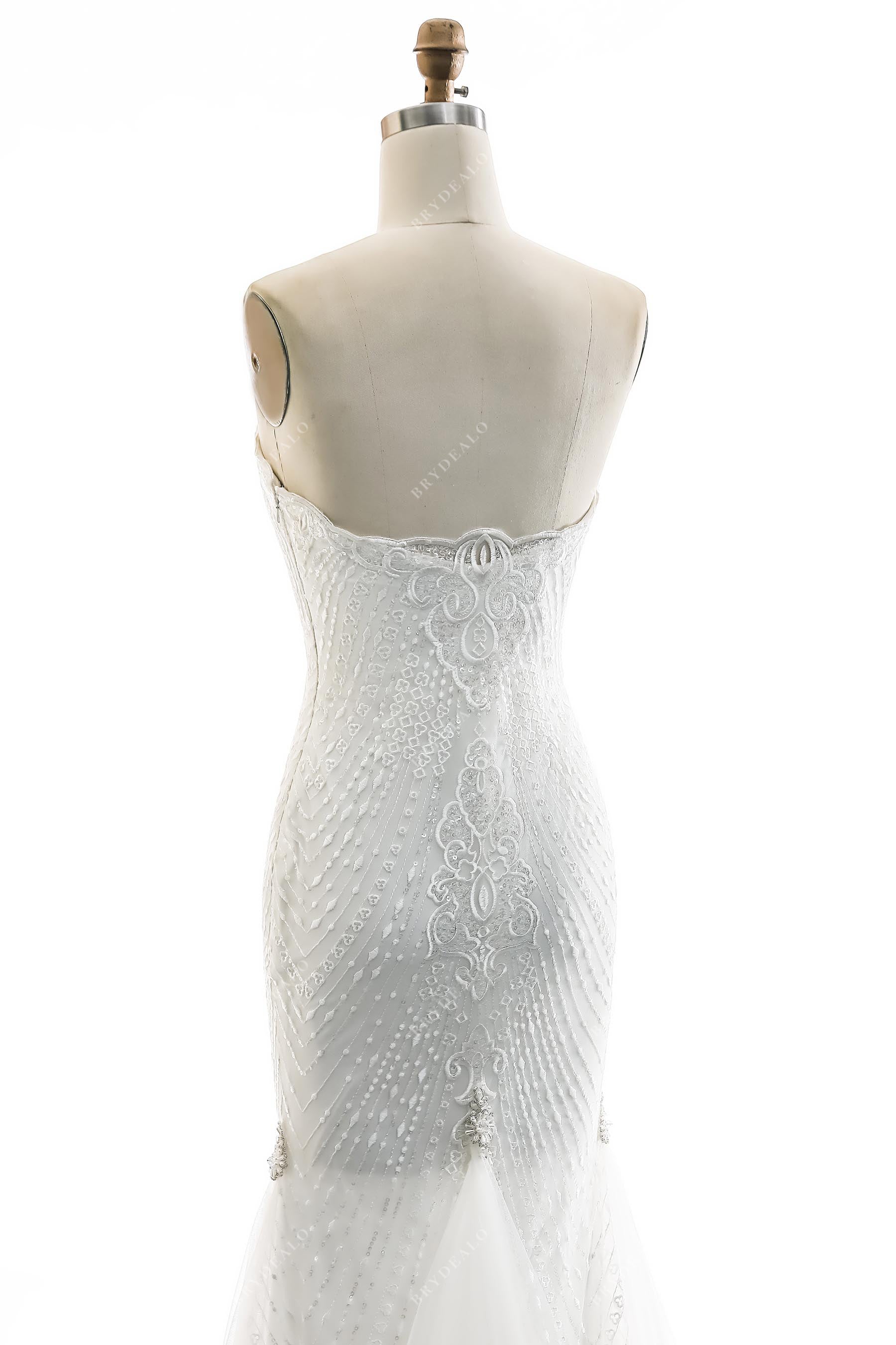 Alluring Open Back Beaded Lace Wedding Dress