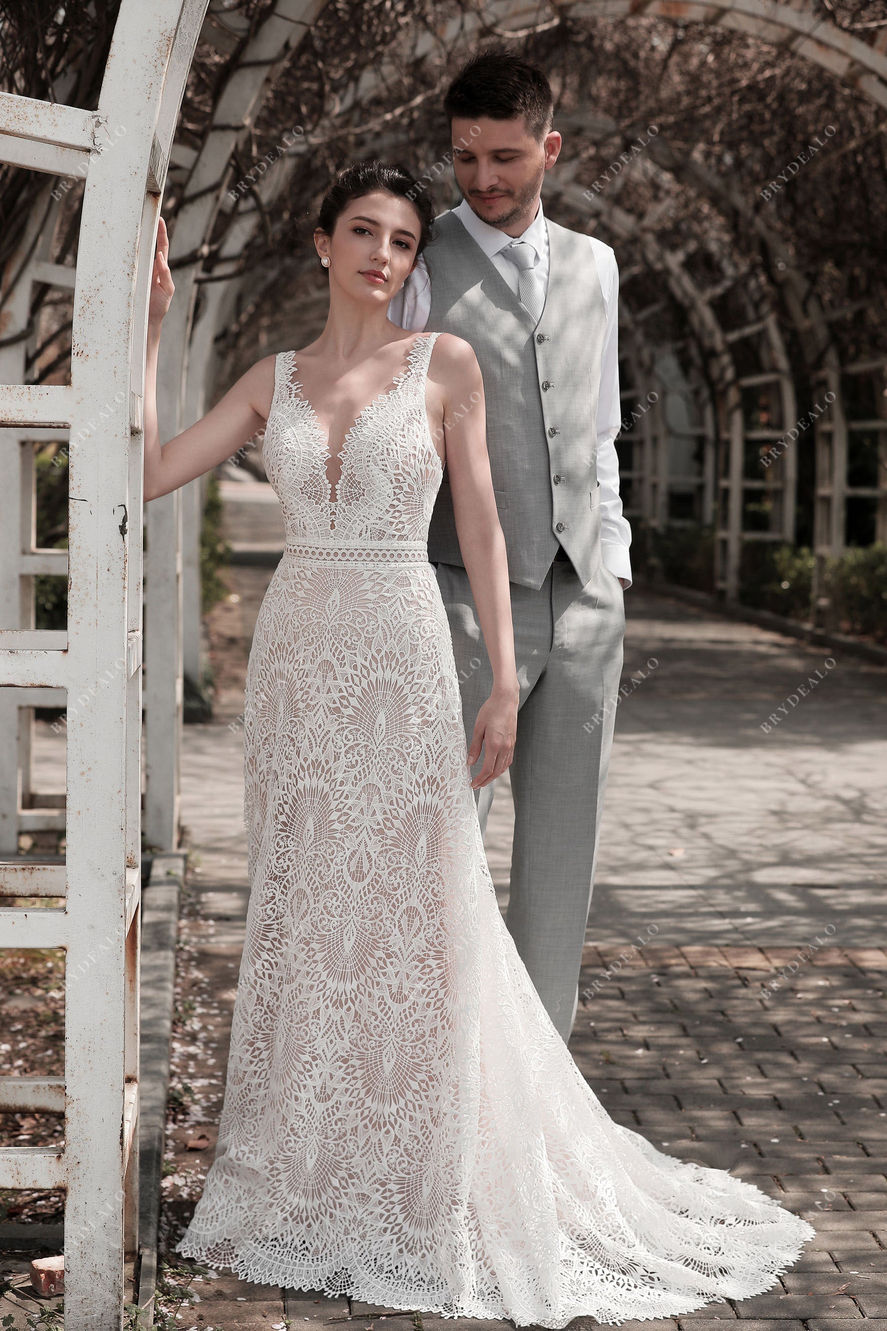 Plunging V-neck Sleeveless Whimsical Lace A-line Wedding Dress Plunging V-neck Sleeveless Whimsical Lace A-line Wedding Dress