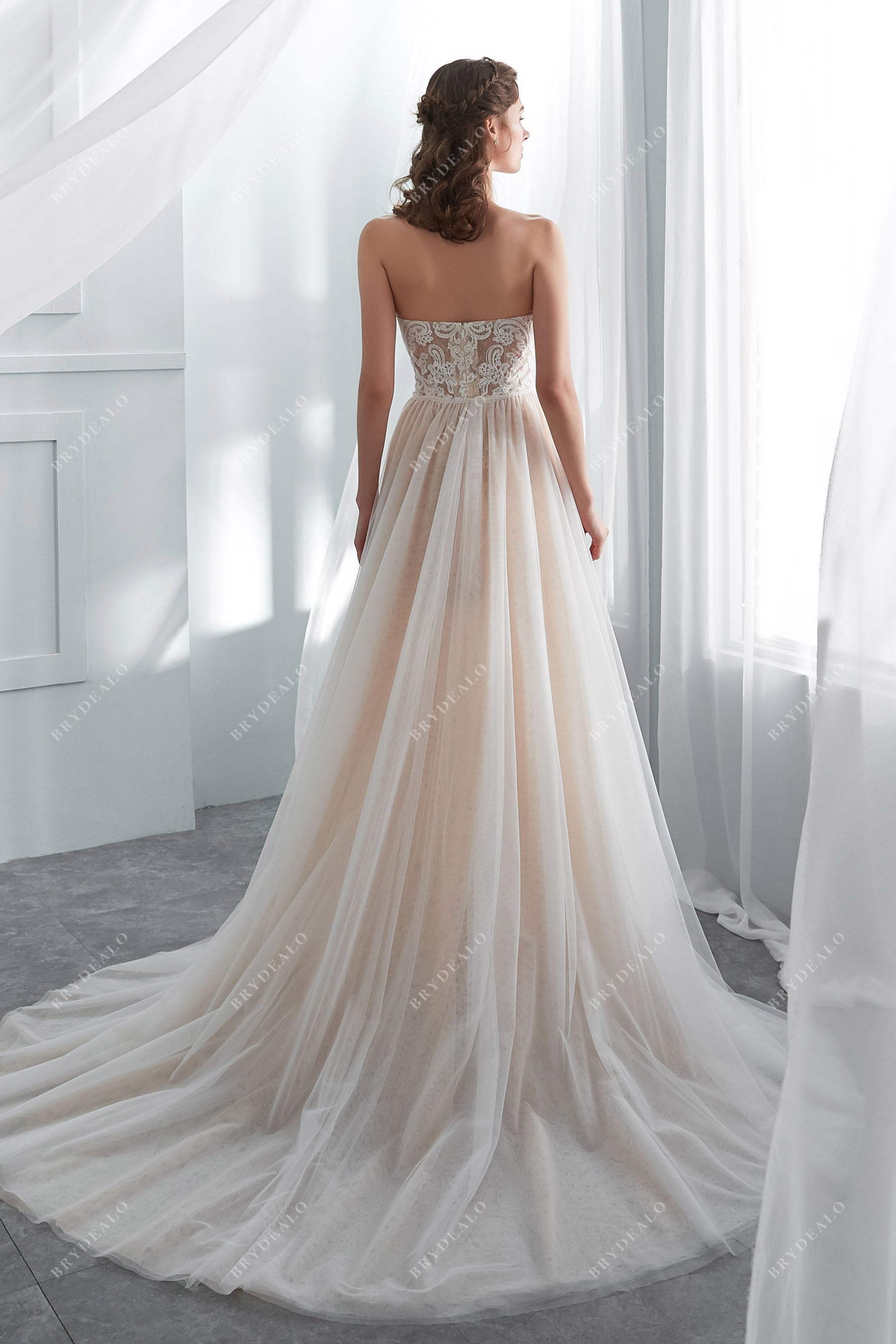 Modern A-line Tulle Overskirt Wedding Gown
