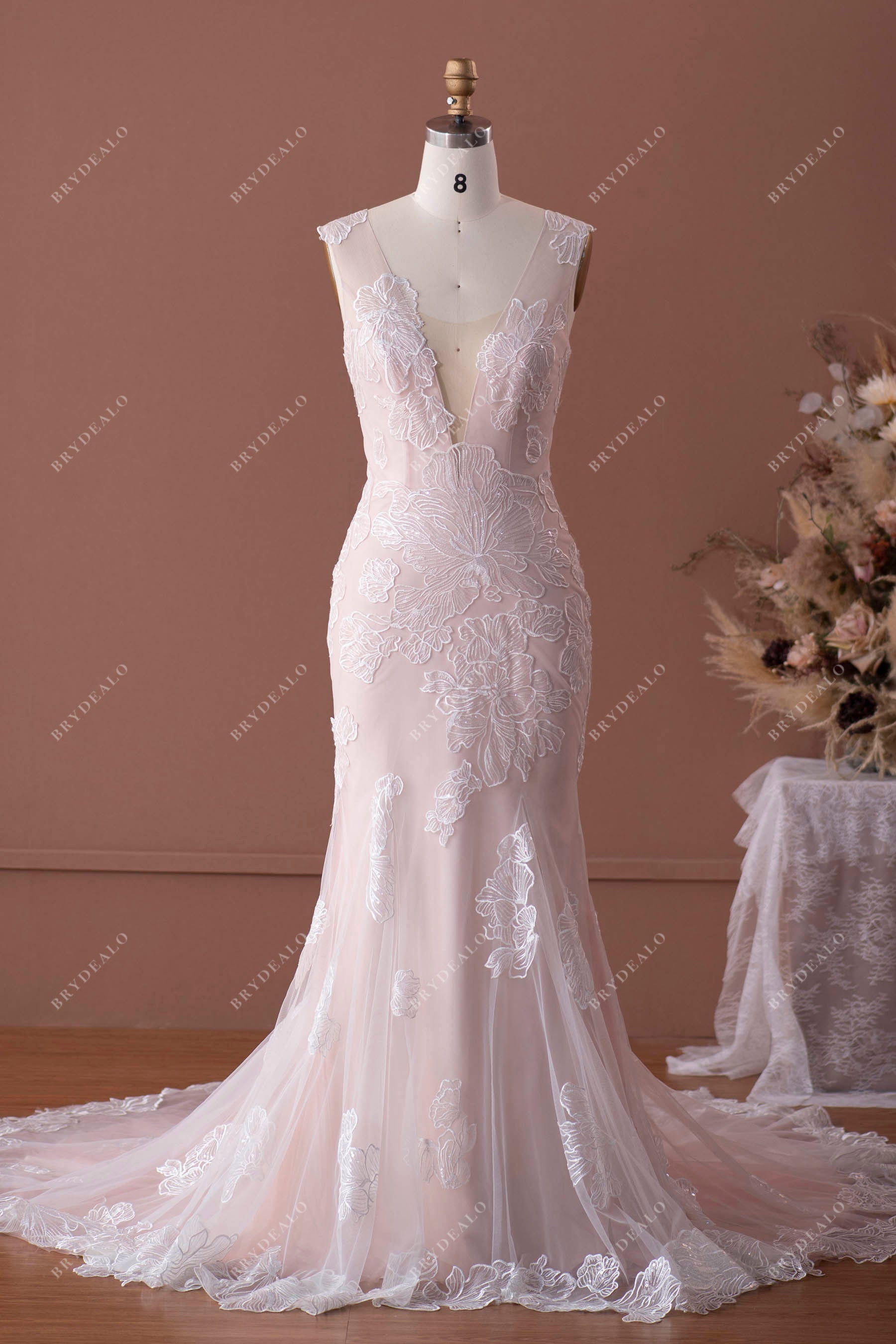 Elegant Mermaid Dusty Rose Lace Bridal Gown