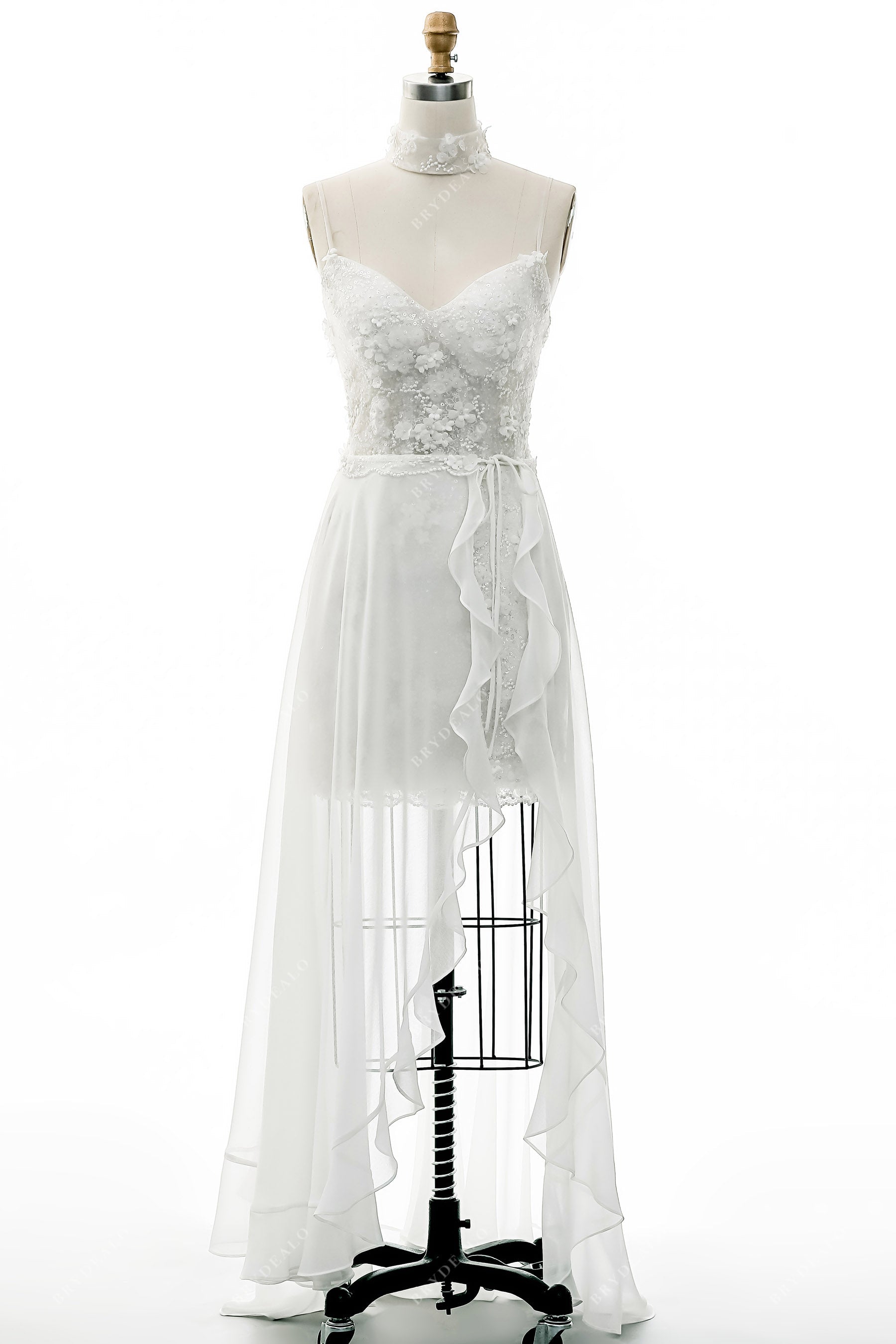 spaghetti straps sweetheart neck lace chiffon wedding dress