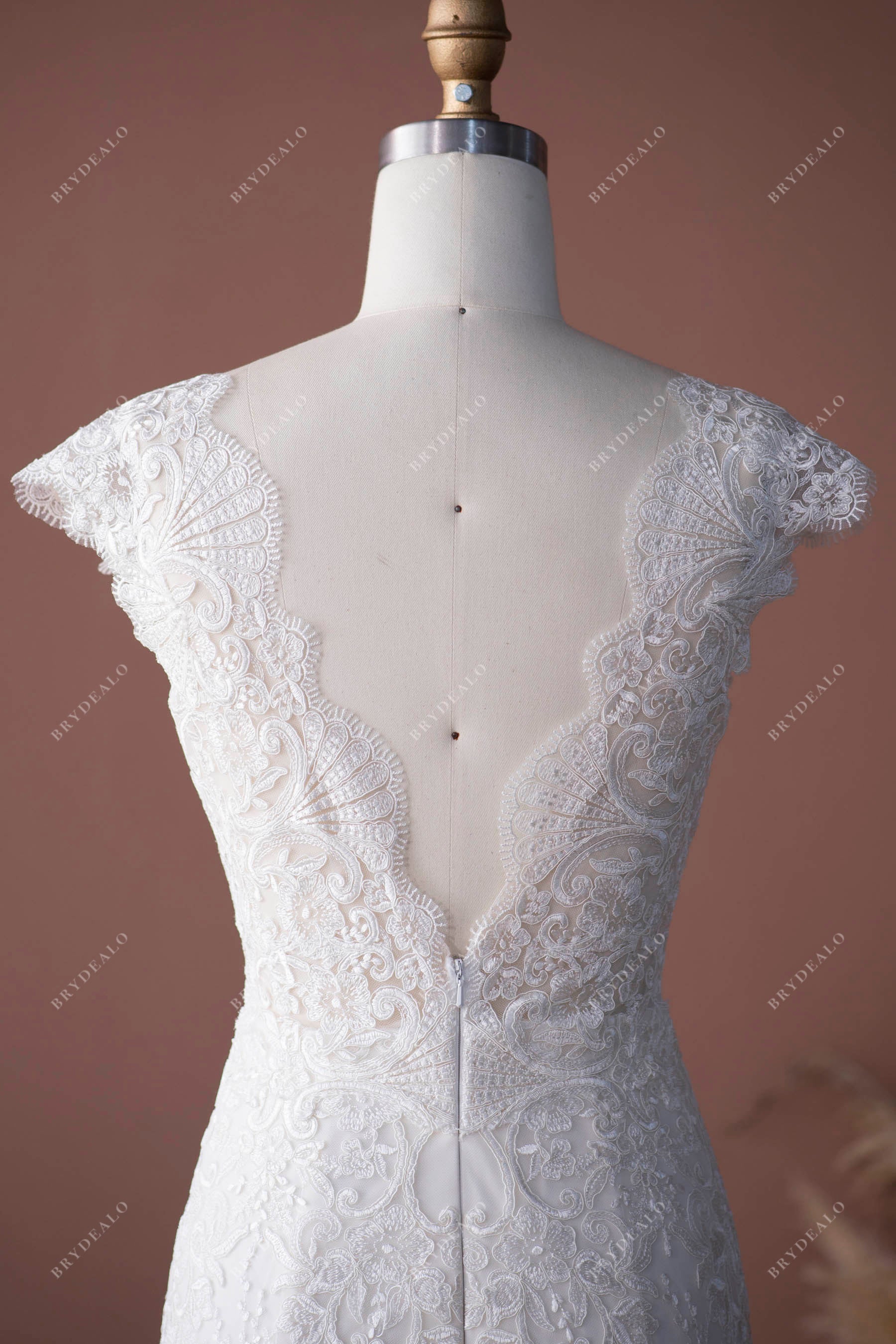 scalloped V-back lace modern bridal dress