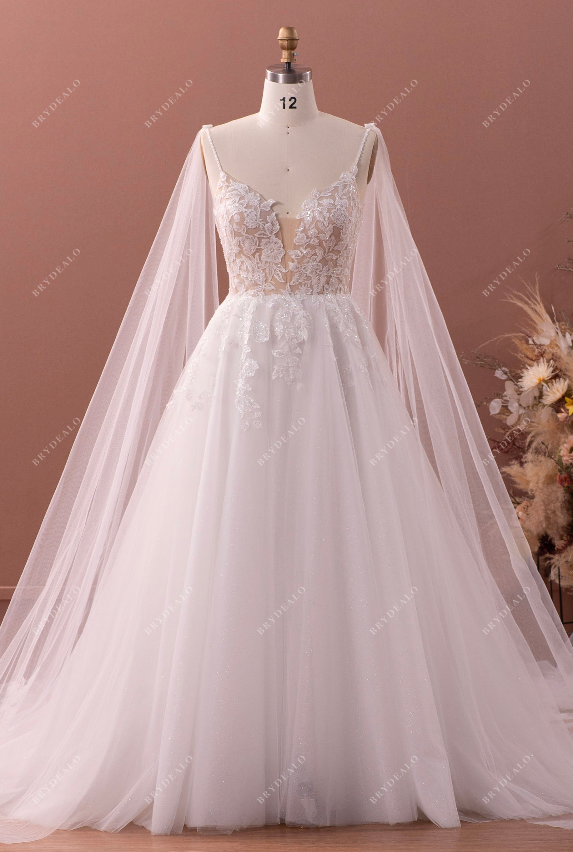 Designer Plunging Neck Lace Tulle Fall Wedding Dress