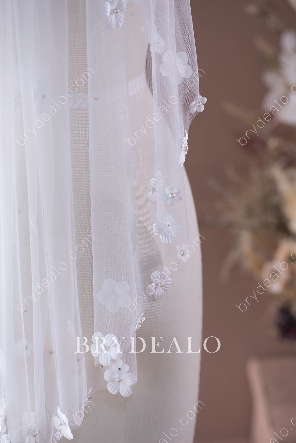 beautiful wedding veil 