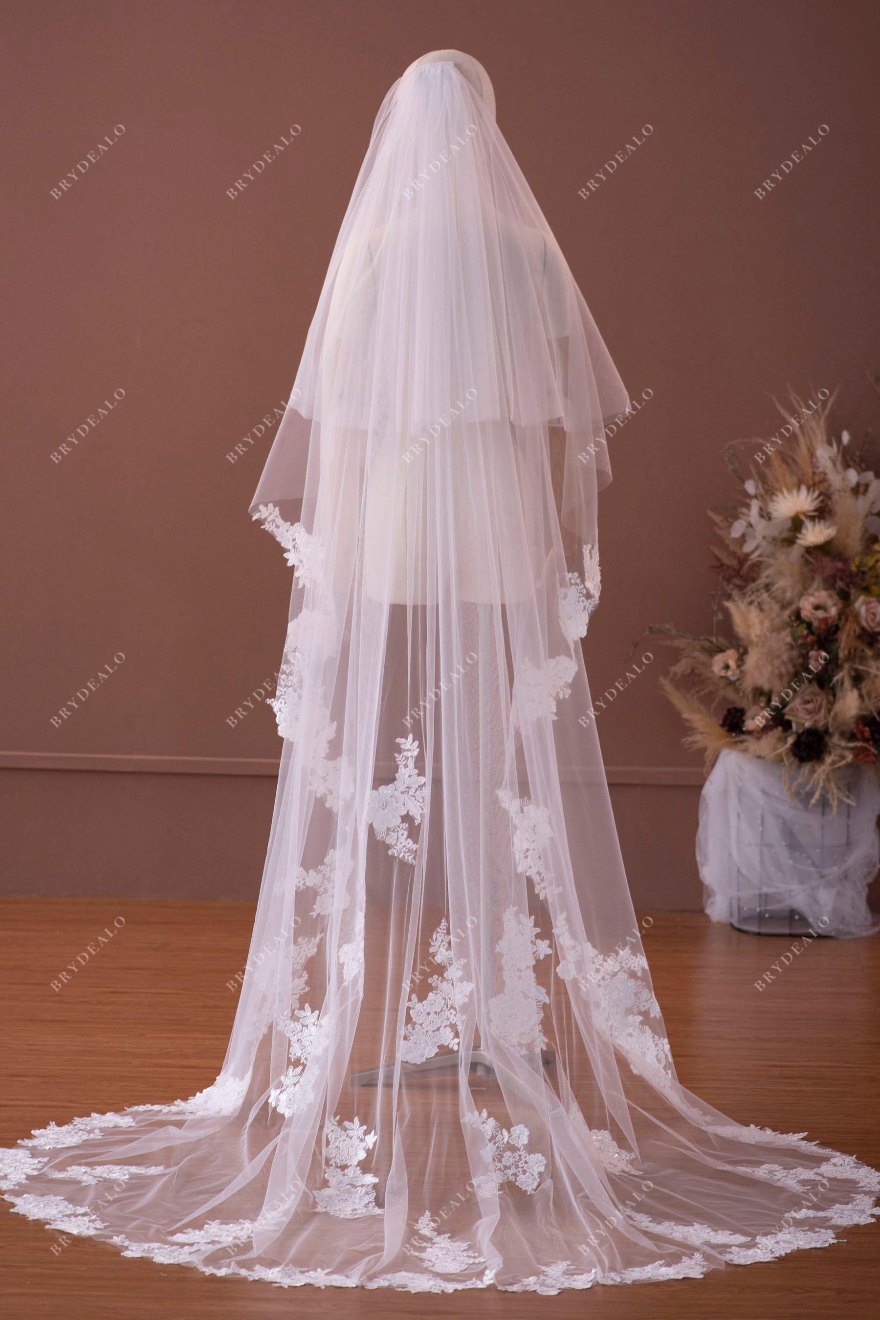 Trendy Two-Tier Chapel Length Shimmery Flower Lace Bridal Veil