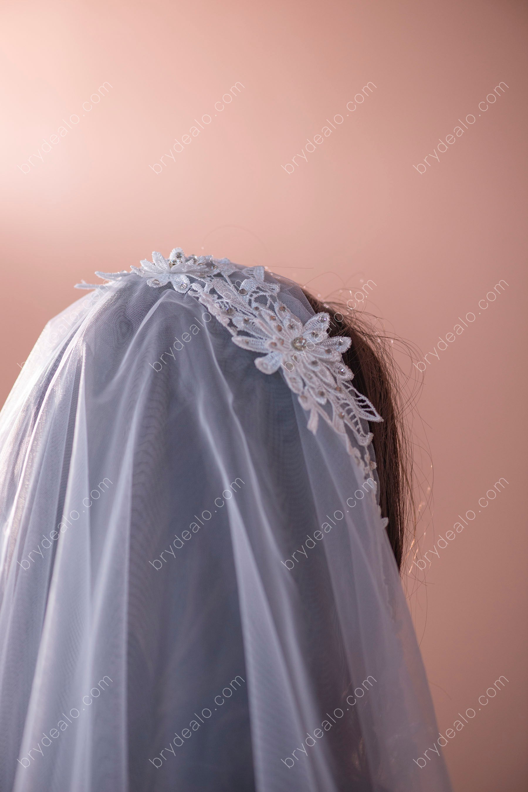 trendy rhinestone lace comb veil
