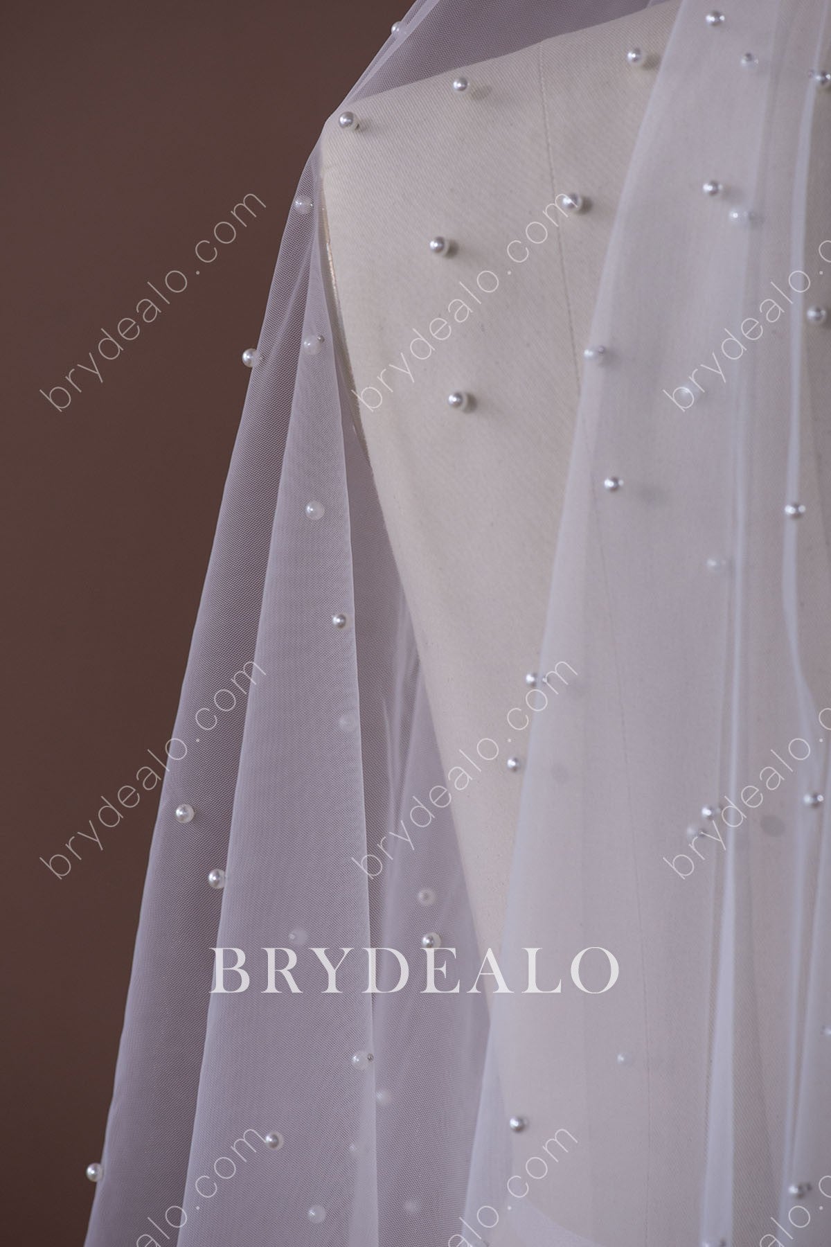 popular full pearls drop bridal veil 