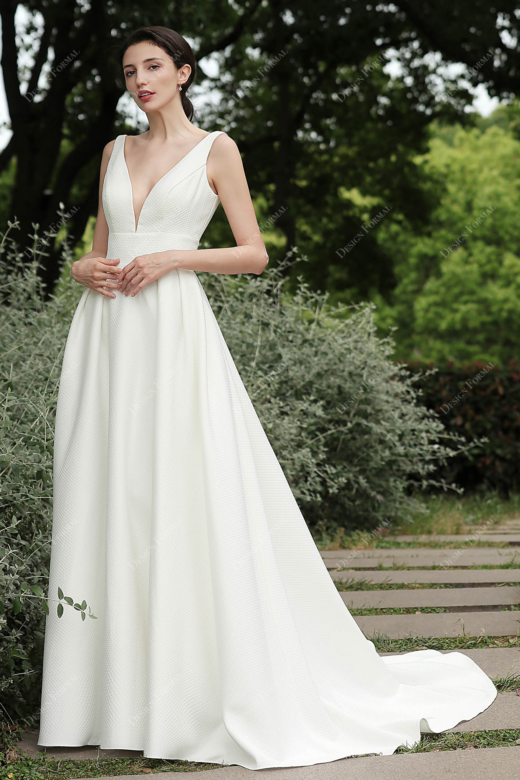 Ivory V-neck Textured Bridal Dress with Pockets