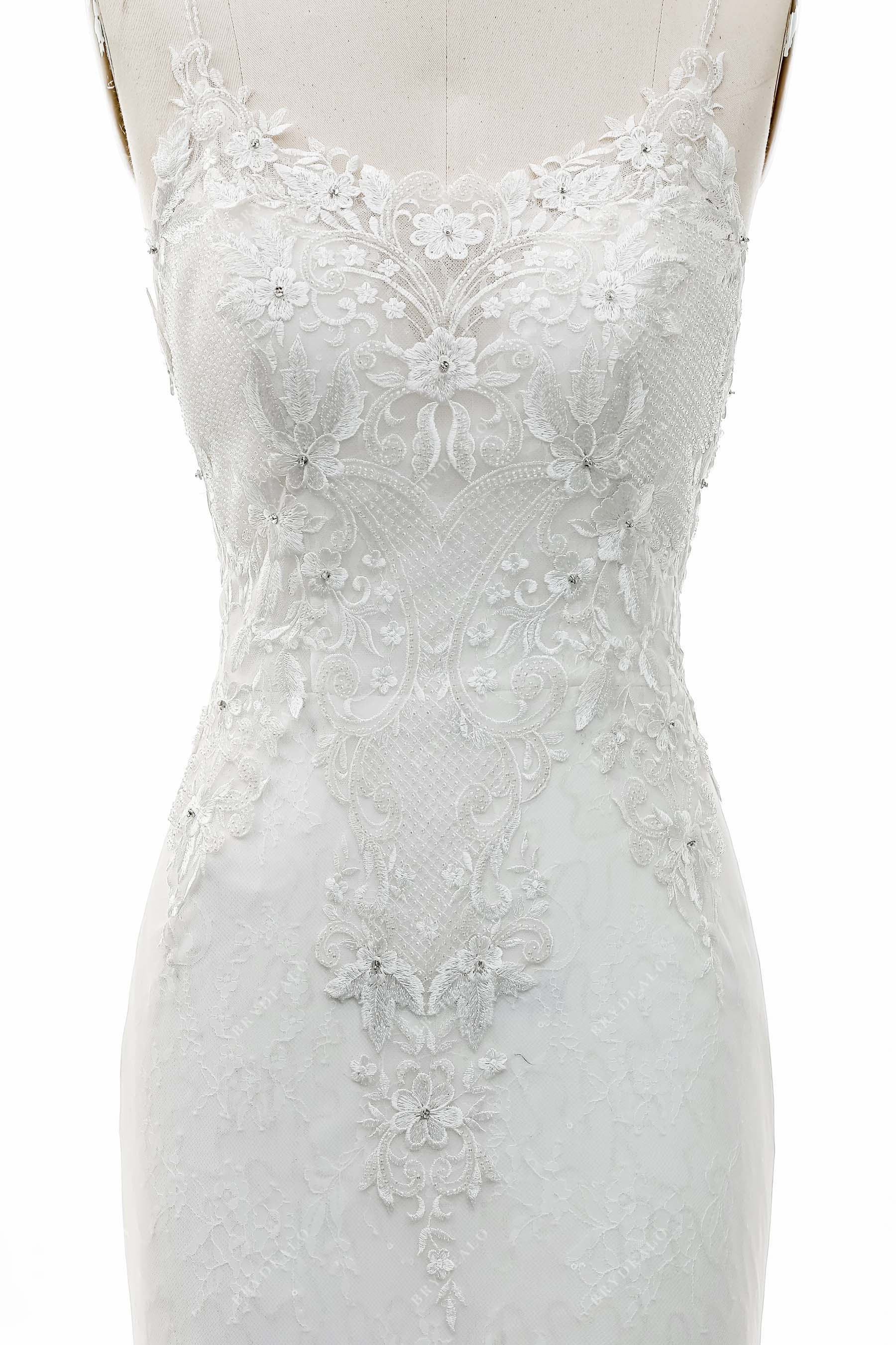 best floral appliques sleeveless lace bridal dress