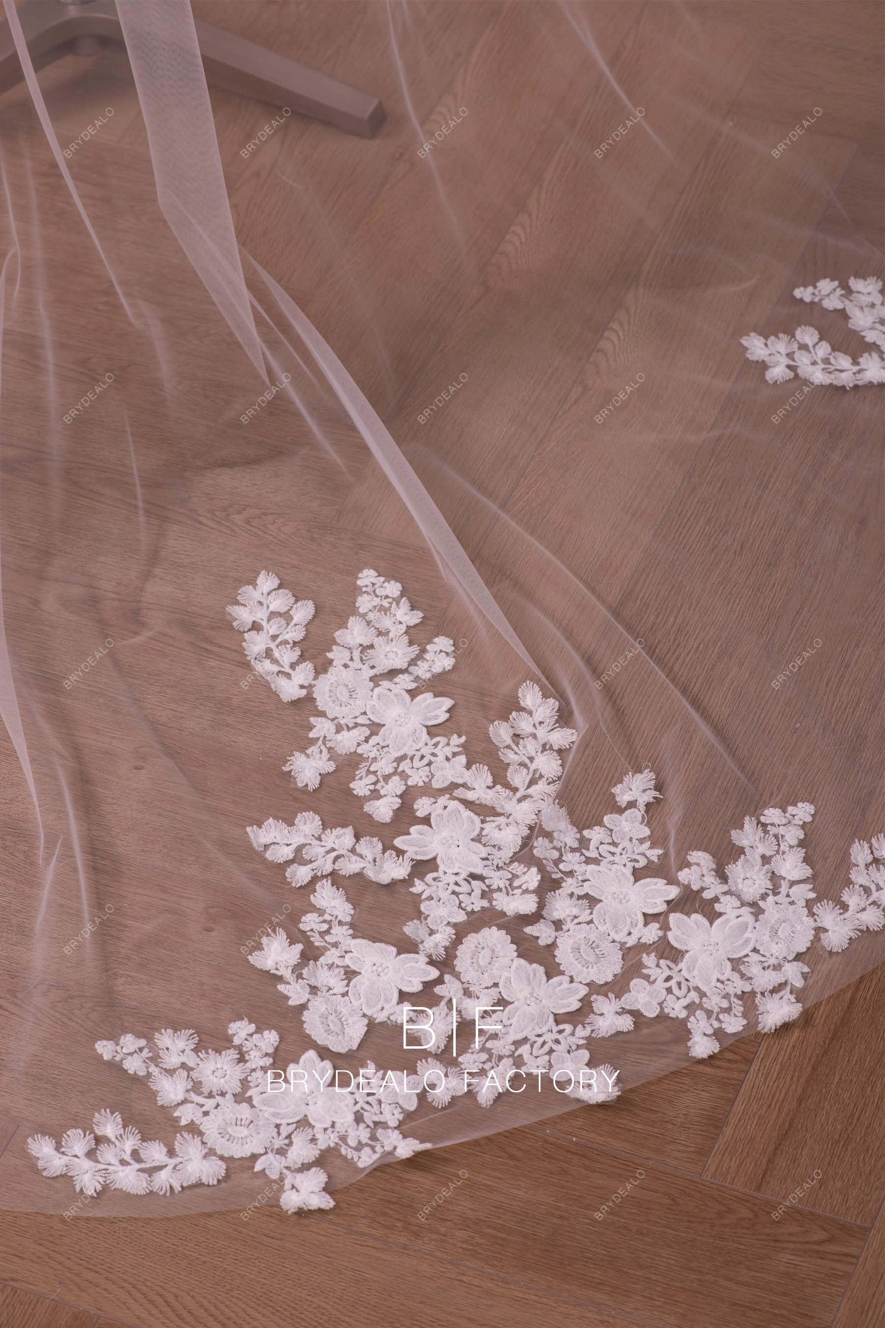 beautiful flower lace bridal veil